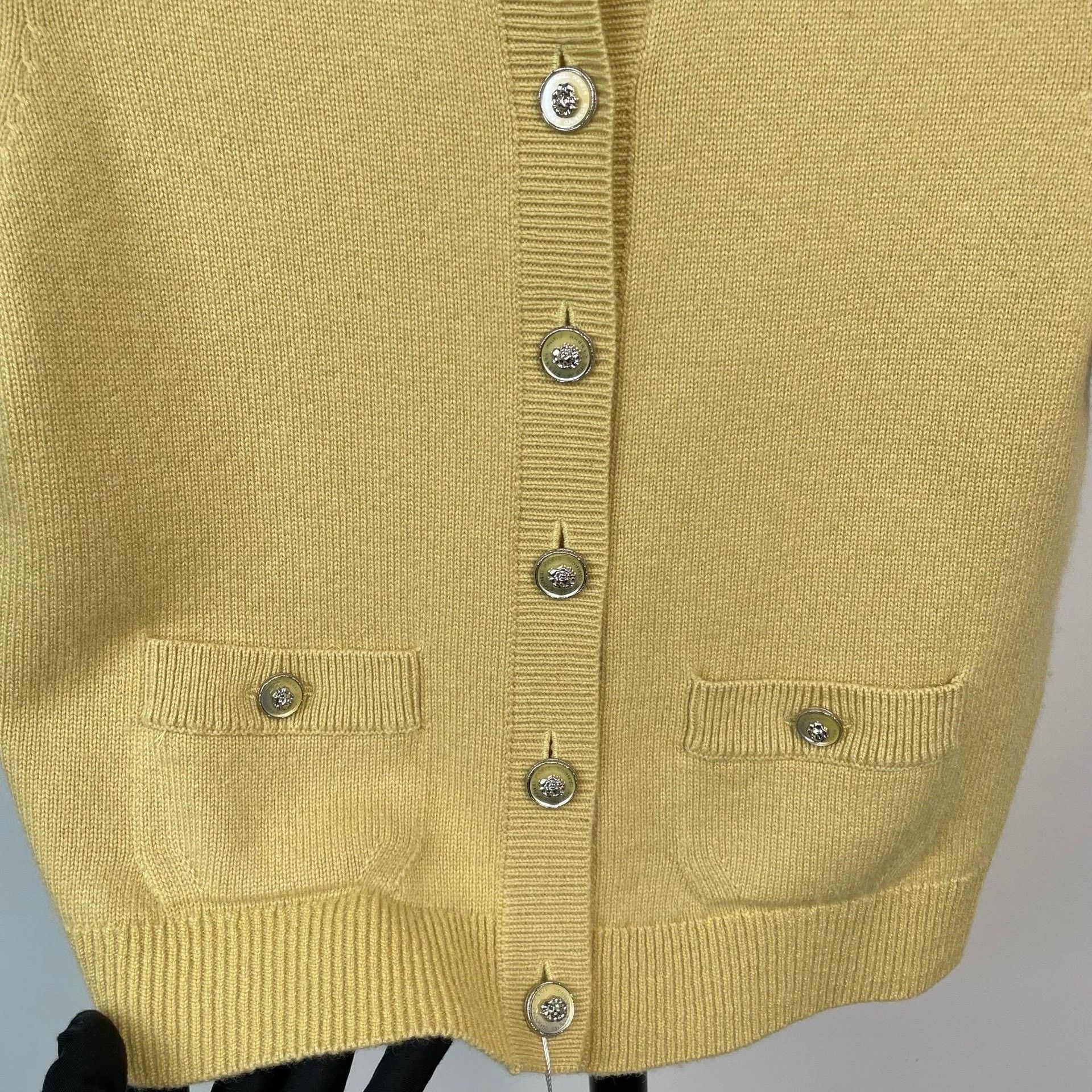 Chanel Chanel Yellow Sweater 22 Women Size XS / US 0-2 / IT 36-38 - 3 Thumbnail