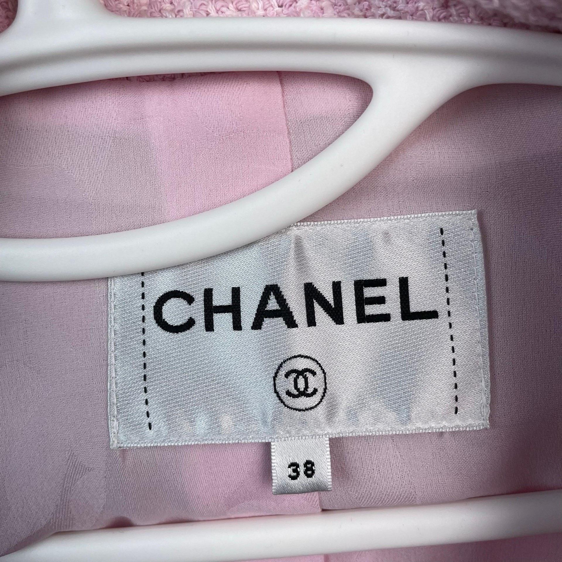 Chanel Chanel Pink Jacket S Women Size S / US 4 / IT 40 - 8 Thumbnail