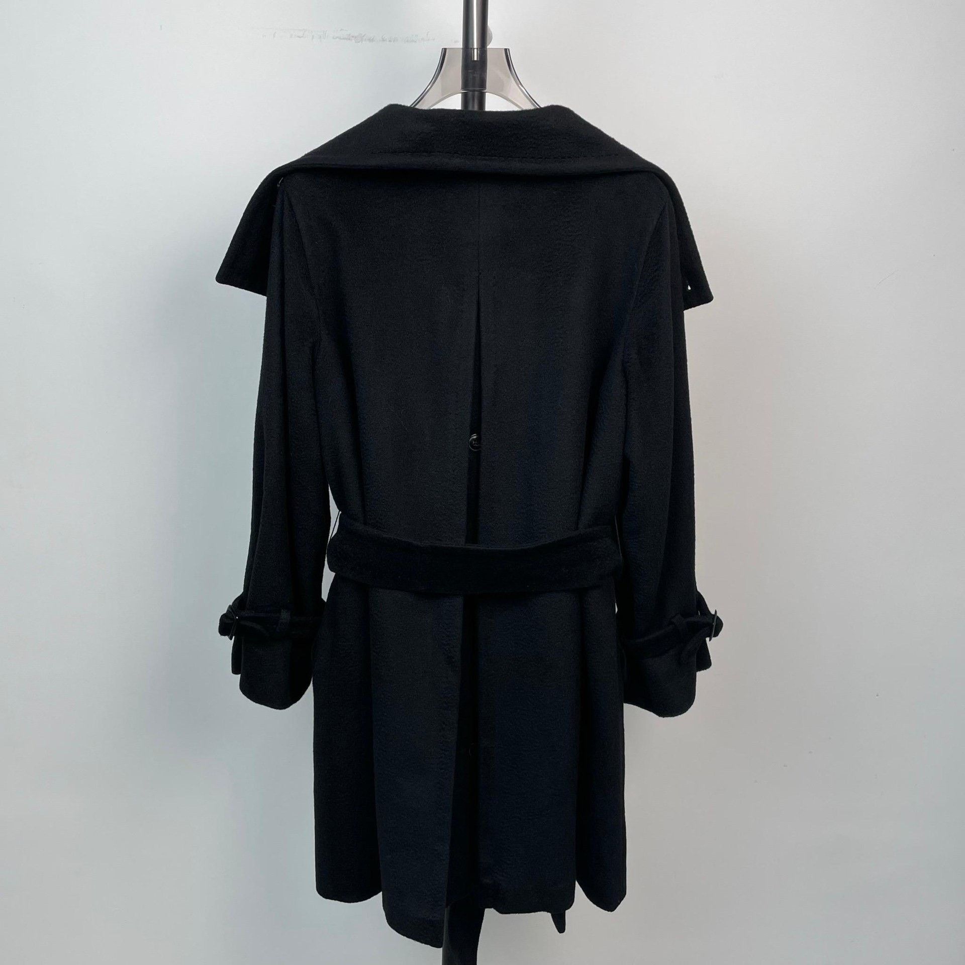 Max Mara Max Mara Long Black Coat 36 Women Size S / US 4 / IT 40 - 2 Thumbnail