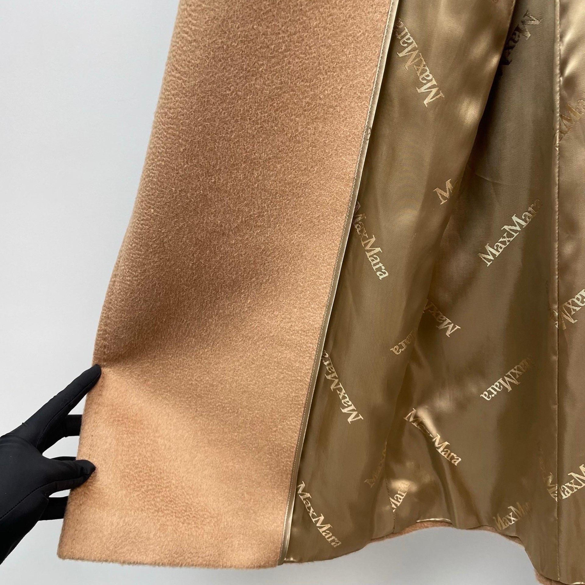 Max Mara Max Mara Coat 40 Women Size M / US 6-8 / IT 42-44 - 4 Thumbnail