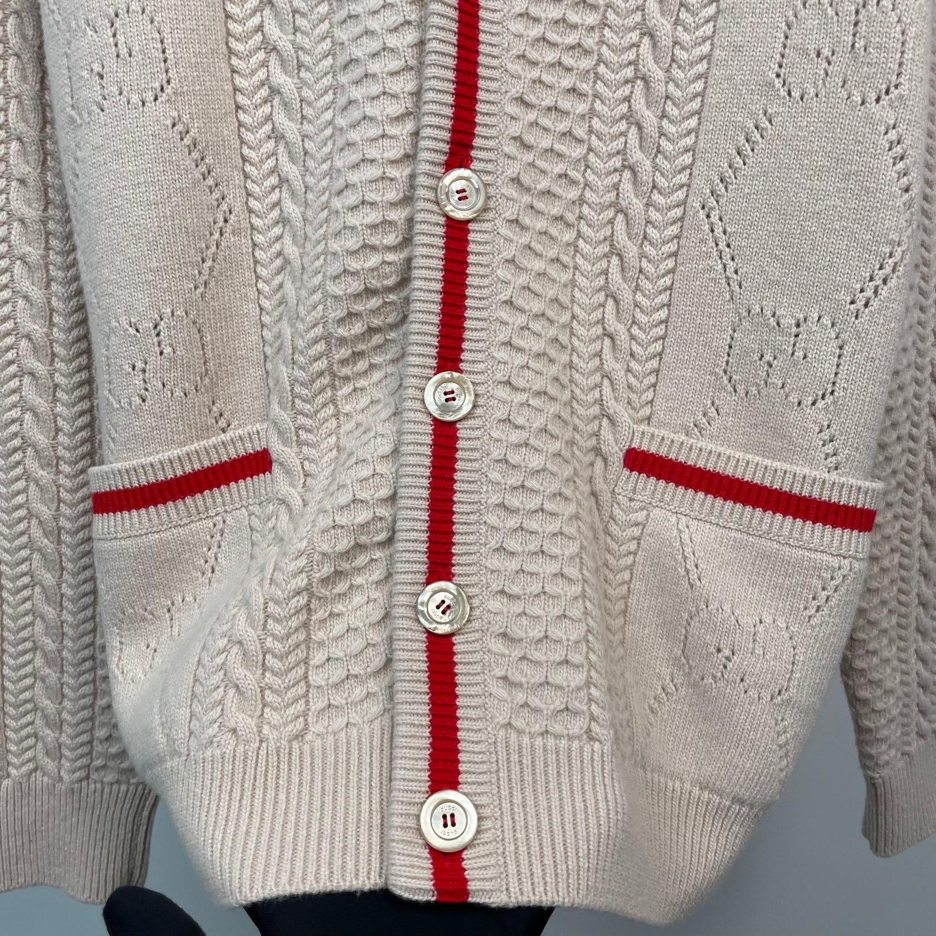 Gucci Gucci Retro Printed Sweater M Women Size M / US 6-8 / IT 42-44 - 3 Thumbnail