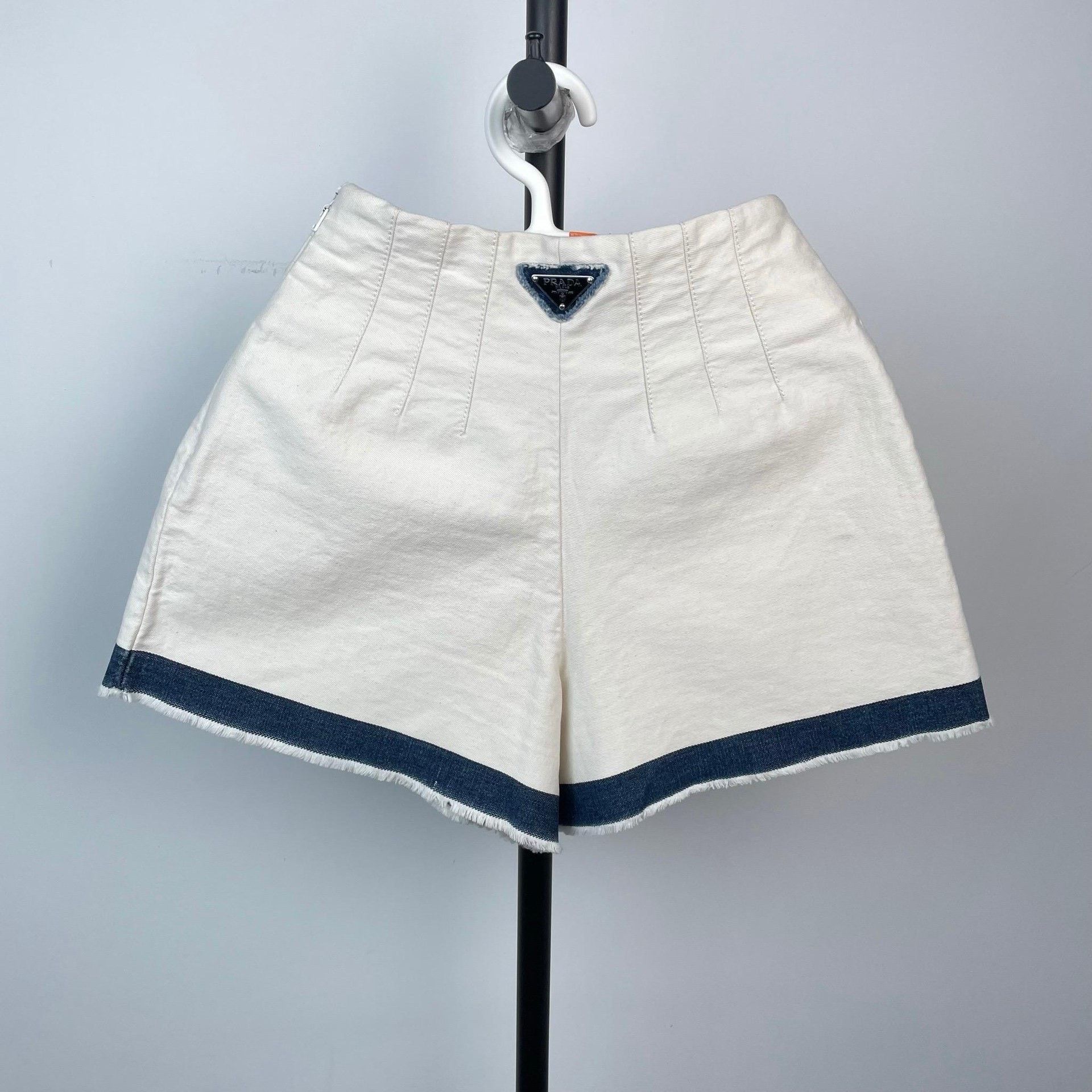 Prada Prada Denim White Jeans 40 Women Size 40" / US 18 - 2 Thumbnail