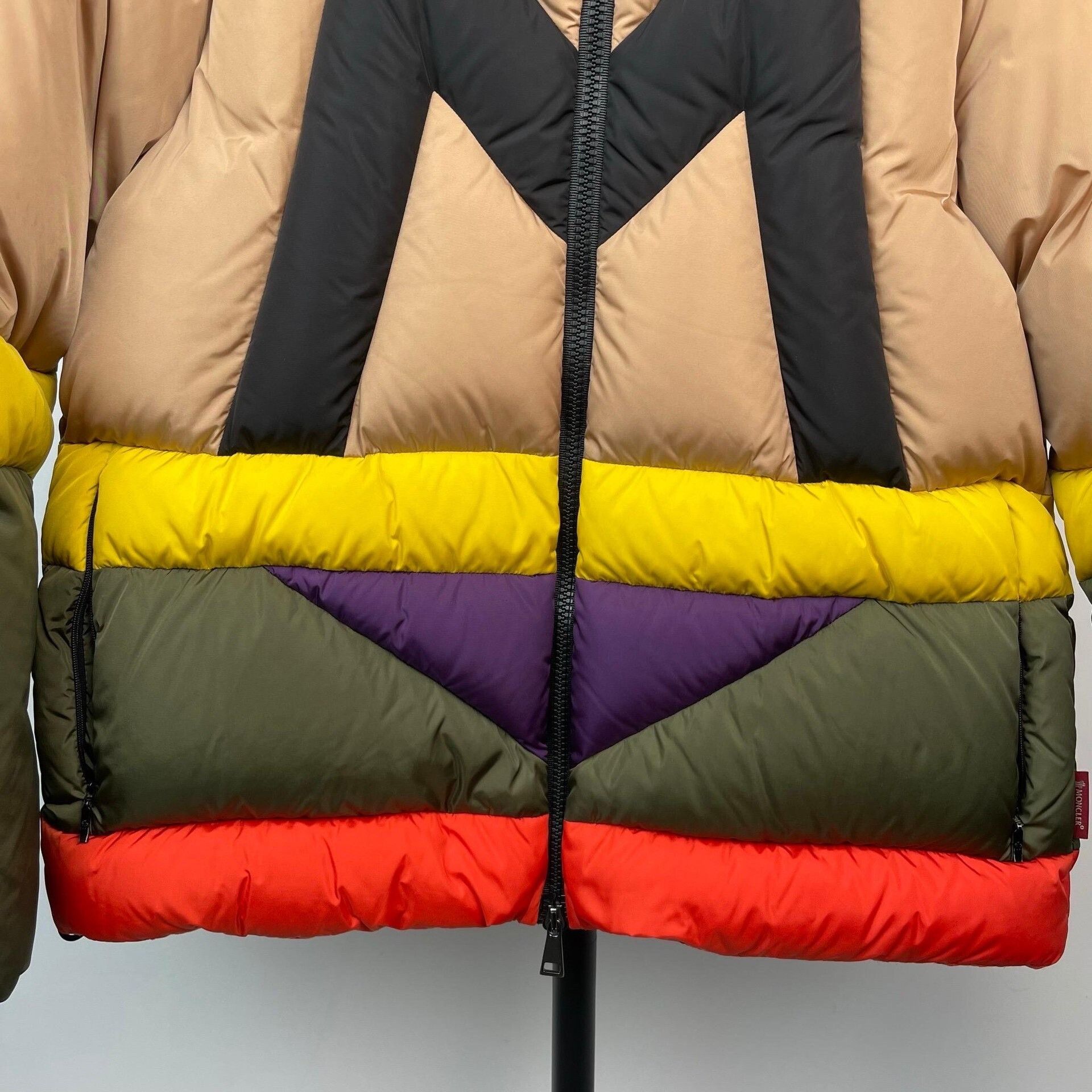 Moncler Moncler Multi Heavy Coat L Men Size US L / EU 52-54 / 3 - 4 Thumbnail