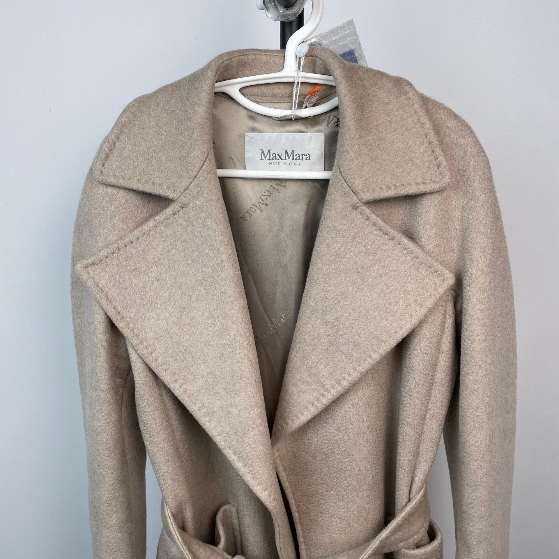 Max Mara Max Mara Coat 40 Women Size M / US 6-8 / IT 42-44 - 3 Thumbnail