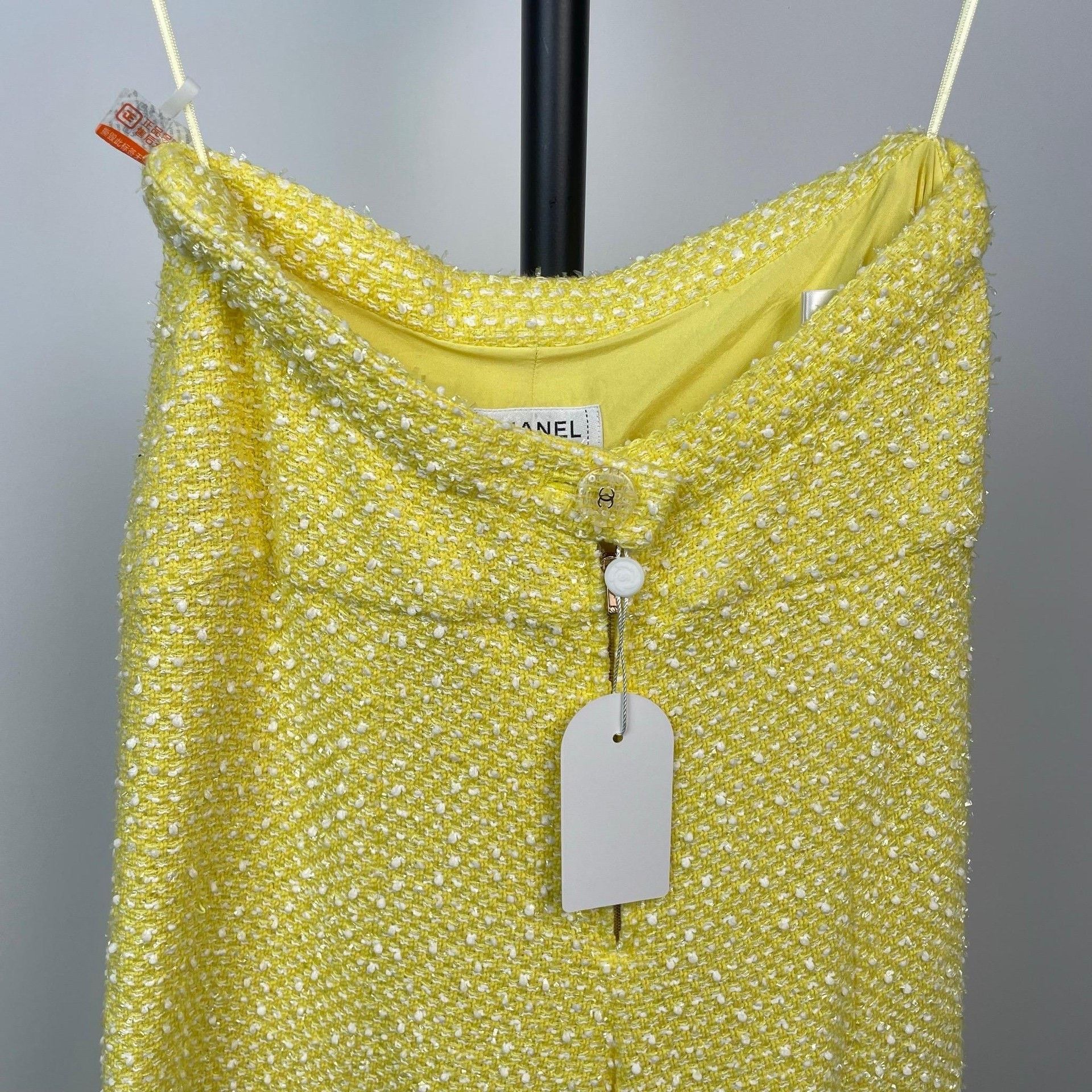 Chanel Chanel Yellow Pants S Women Size 26" / US 2 / IT 38 - 3 Thumbnail