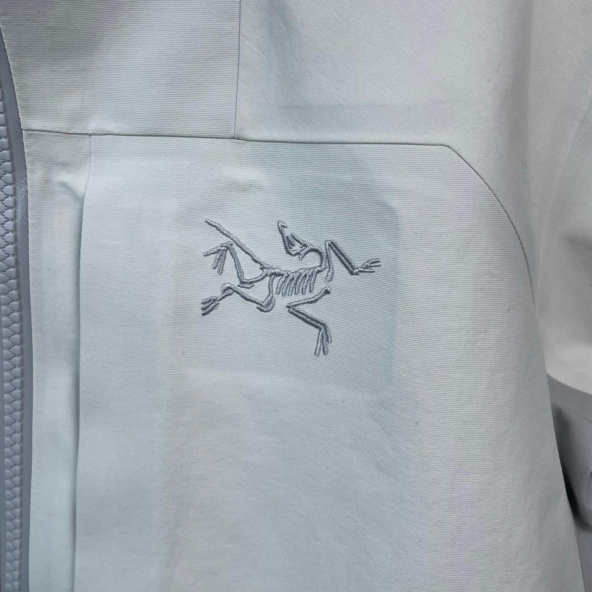 Arc'teryx Arc'teryx White Heavy Coat S Men Size US S / EU 44-46 / 1 - 4 Thumbnail