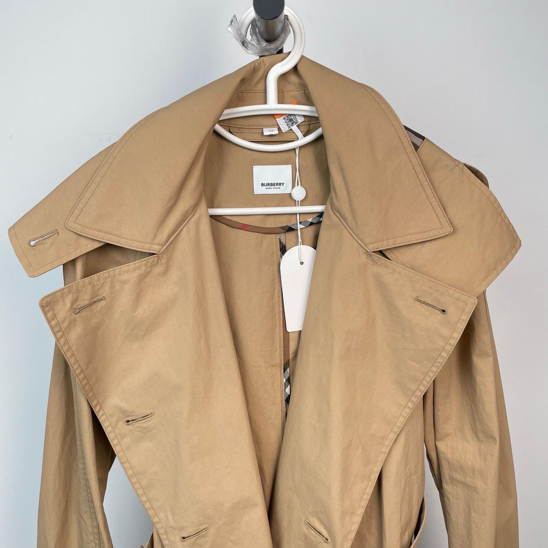 Burberry Burberry Beige Coat 38 Women Size S / US 4 / IT 40 - 4 Thumbnail