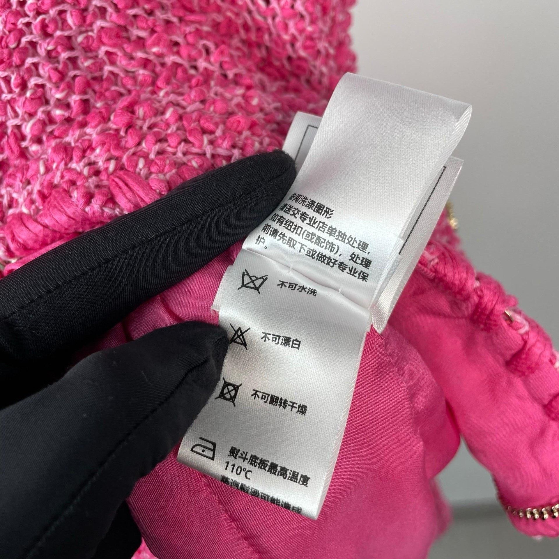 Chanel Chanel Pink Sweater 38 Women Size S / US 4 / IT 40 - 6 Thumbnail