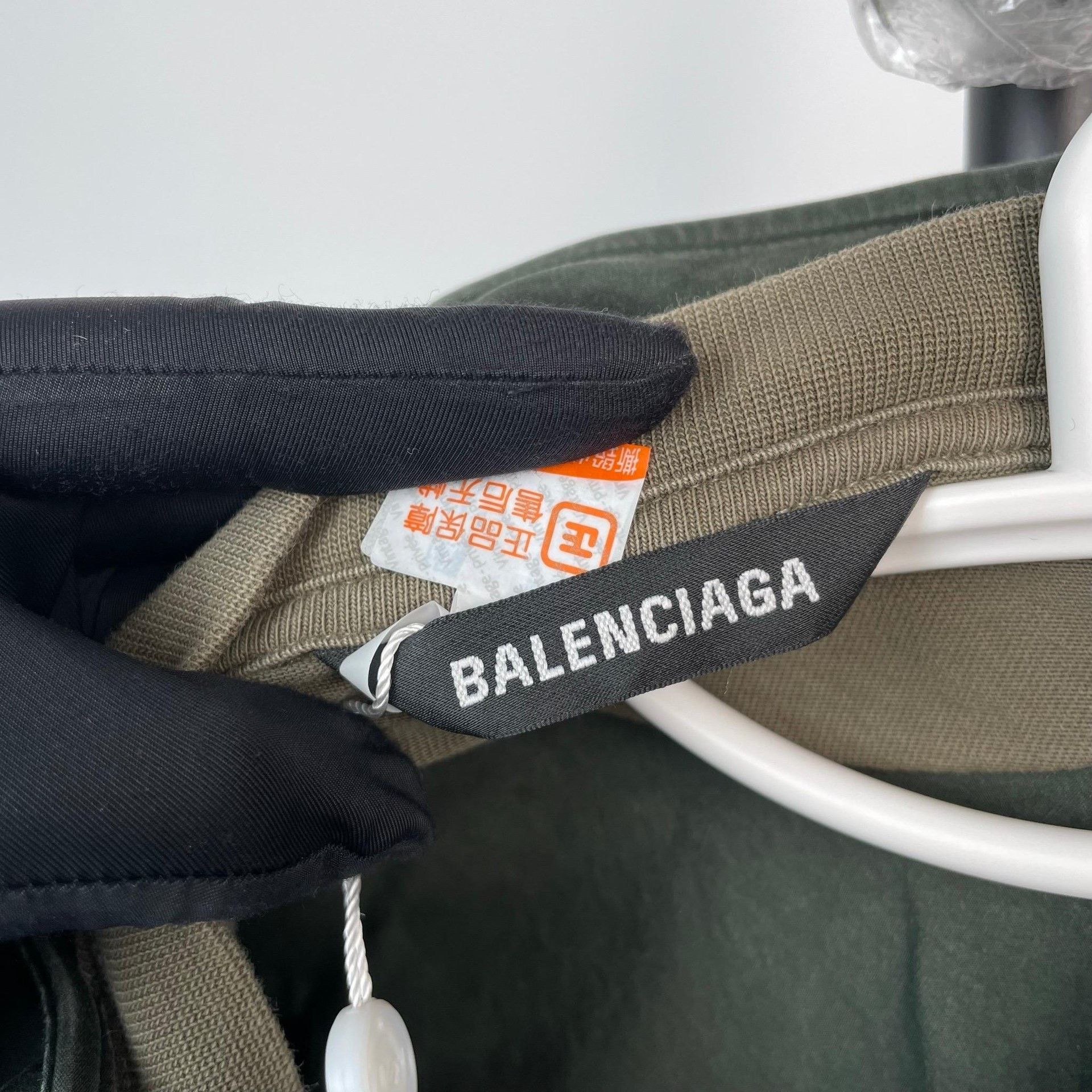 Balenciaga Balenciaga Green Shirt 22 Men Size US XS / EU 42 / 0 - 6 Thumbnail