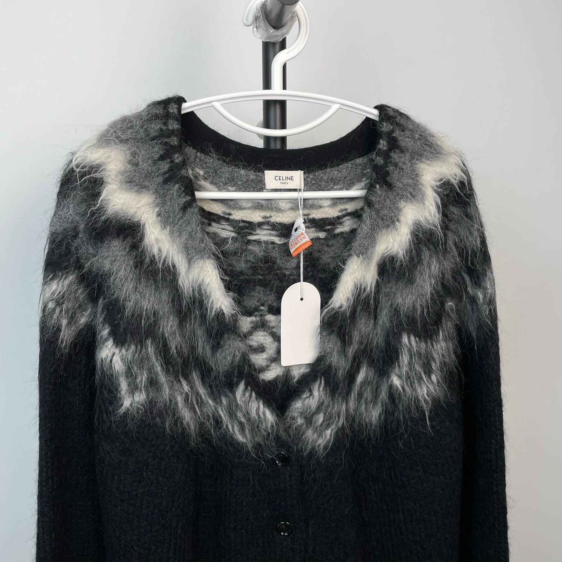 Celine Celine Printed Graphic Black Sweater M Women Size M / US 6-8 / IT 42-44 - 3 Thumbnail