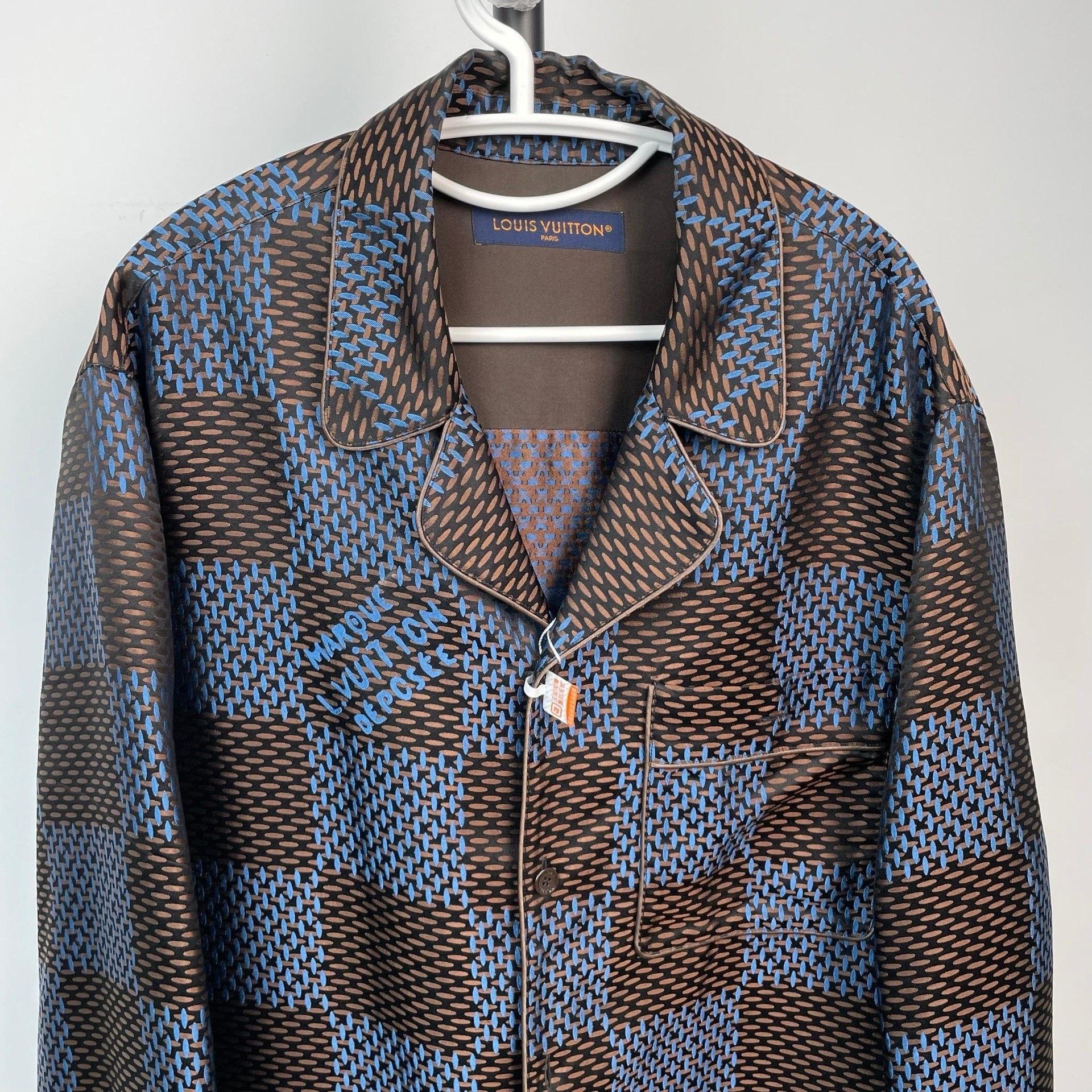 Louis Vuitton Louis Vuitton Blue Shirt XL Men Size US XL / EU 56 / 4 - 2 Thumbnail