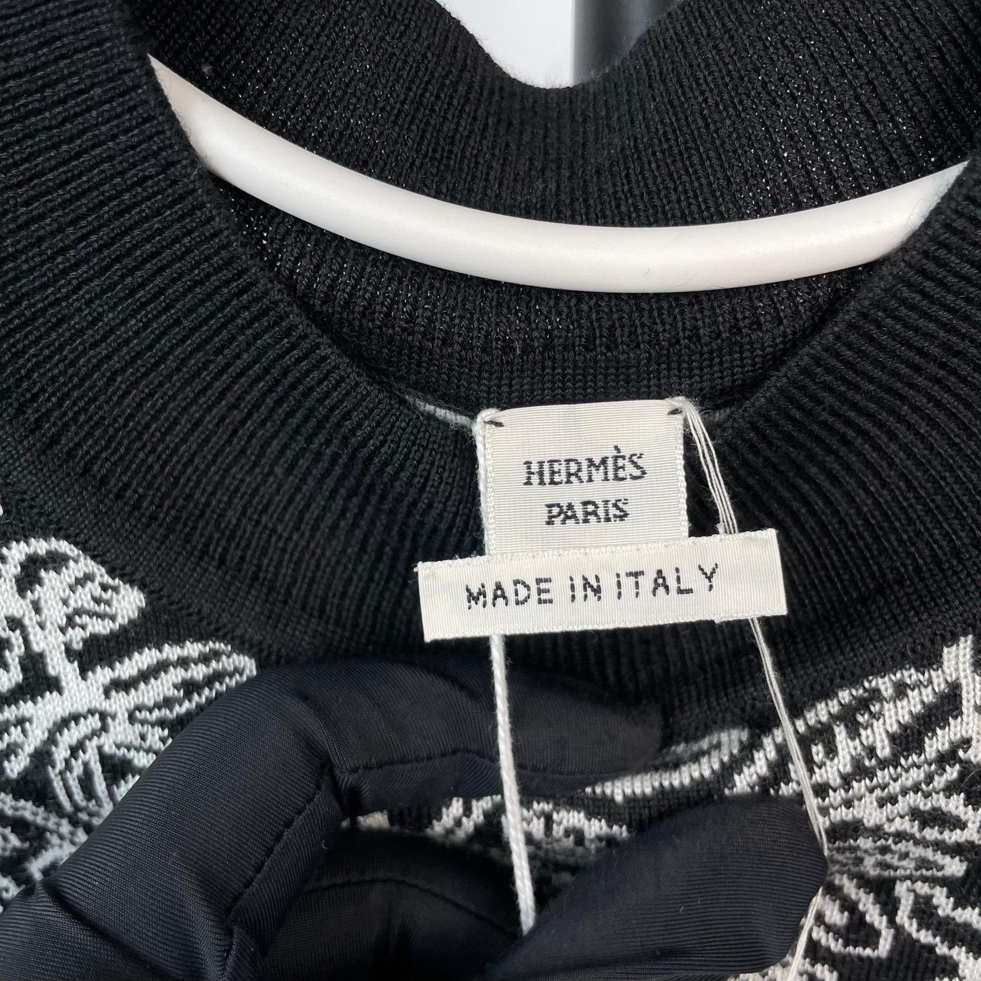 Hermes Hermes Black Sweater 36 Women Size S / US 4 / IT 40 - 7 Thumbnail