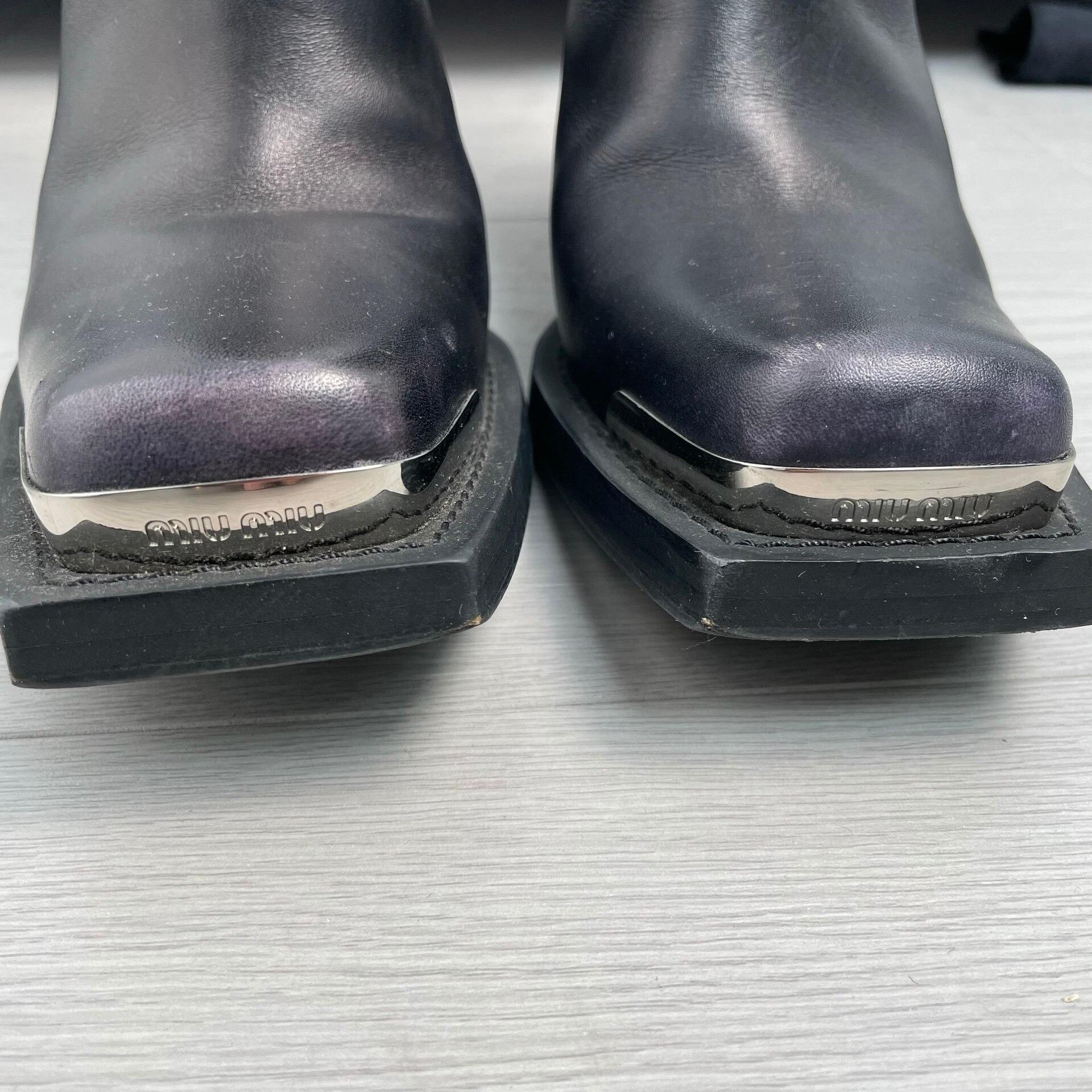 Miu Miu Miu Miu Leather Purple Boots 35 Women Size US 5 / IT 35 - 7 Thumbnail