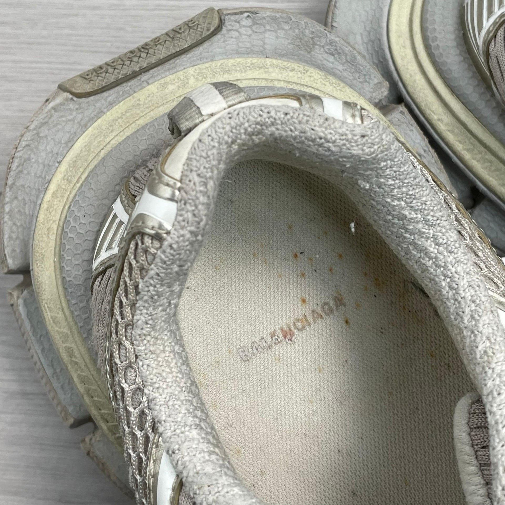 Balenciaga Balenciaga Silver Lowtop Sneakers 39 Men Size US 6.5 / EU 39-40 - 6 Thumbnail
