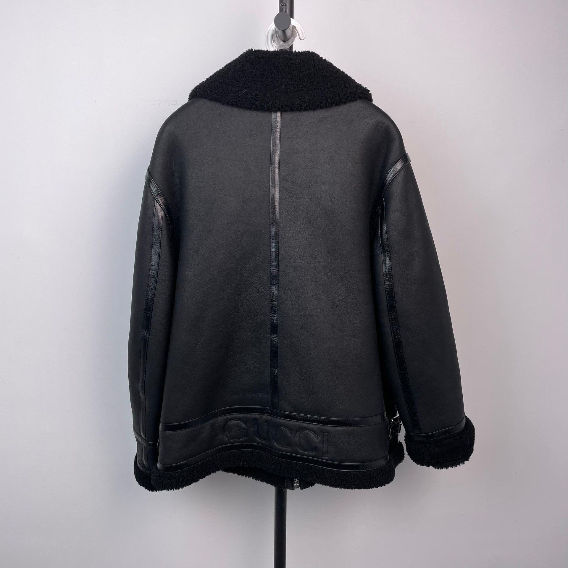 Gucci Gucci Fleece Black Leather Jacket 44 Men Size US L / EU 52-54 / 3 - 2 Thumbnail