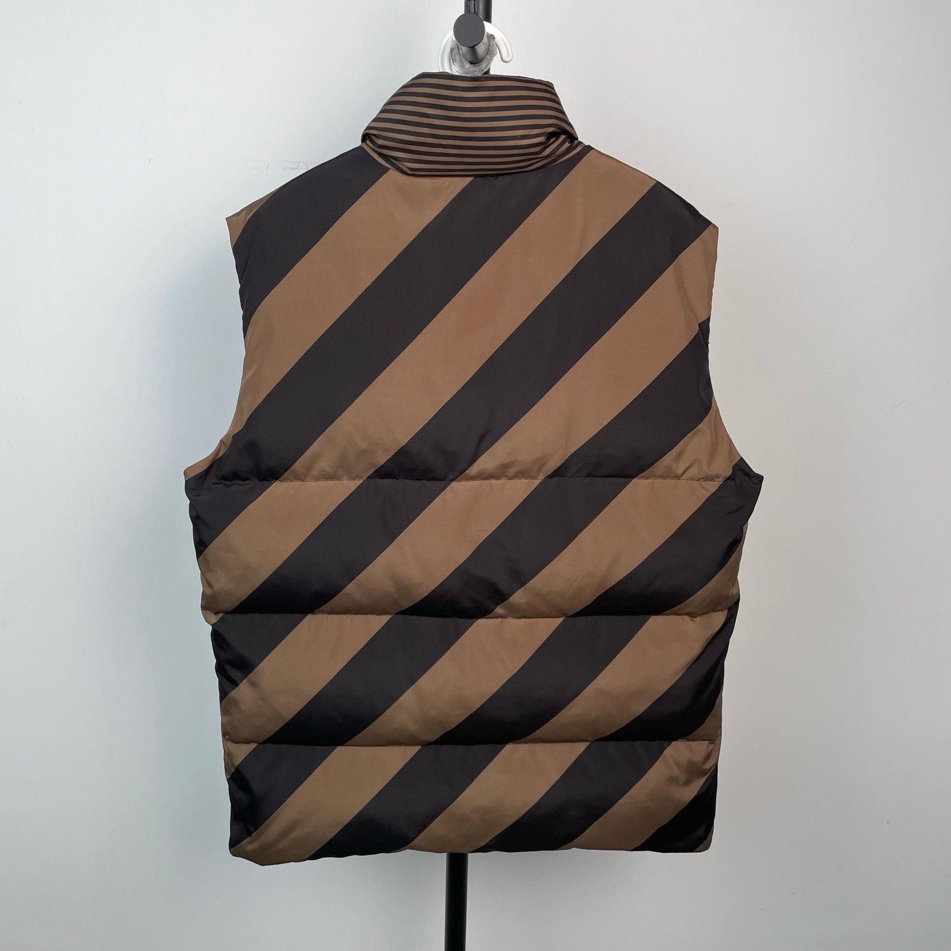 Fendi Fendi Down Brown Vest 48 Men Size US XL / EU 56 / 4 - 2 Thumbnail