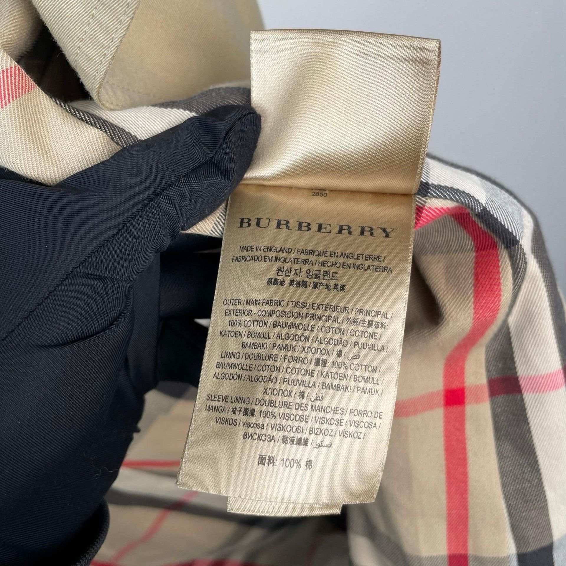 Burberry Burberry Beige Coat L Women Size L / US 10 / IT 46 - 5 Thumbnail