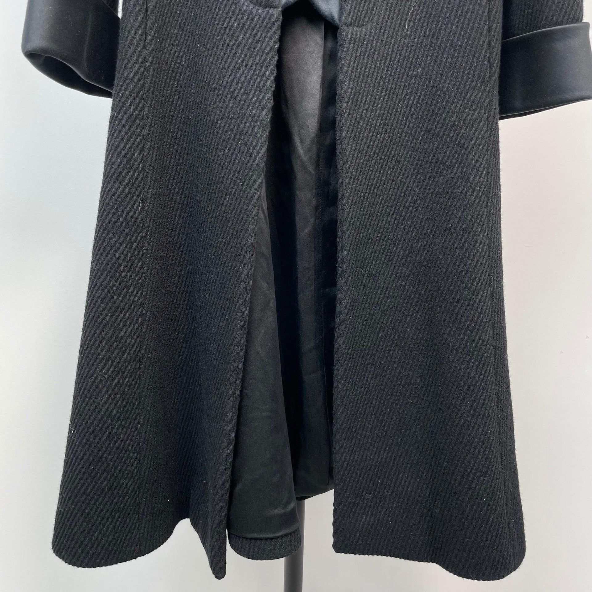 Chanel Chanel Black Heavy Coat 46 Men Size US L / EU 52-54 / 3 - 4 Thumbnail