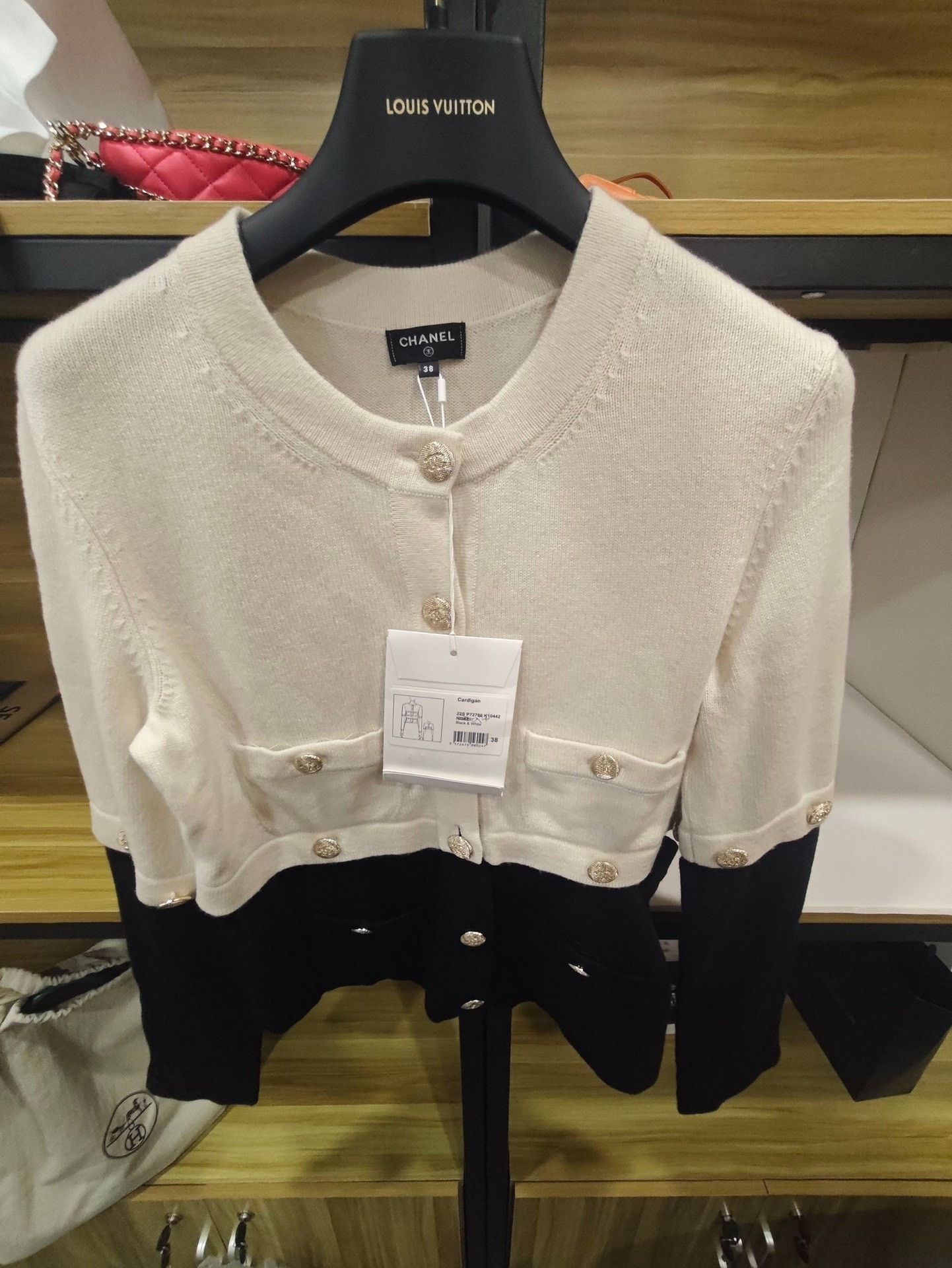 Chanel Chanel Multi Sweater S Women Size S / US 4 / IT 40 - 2 Thumbnail
