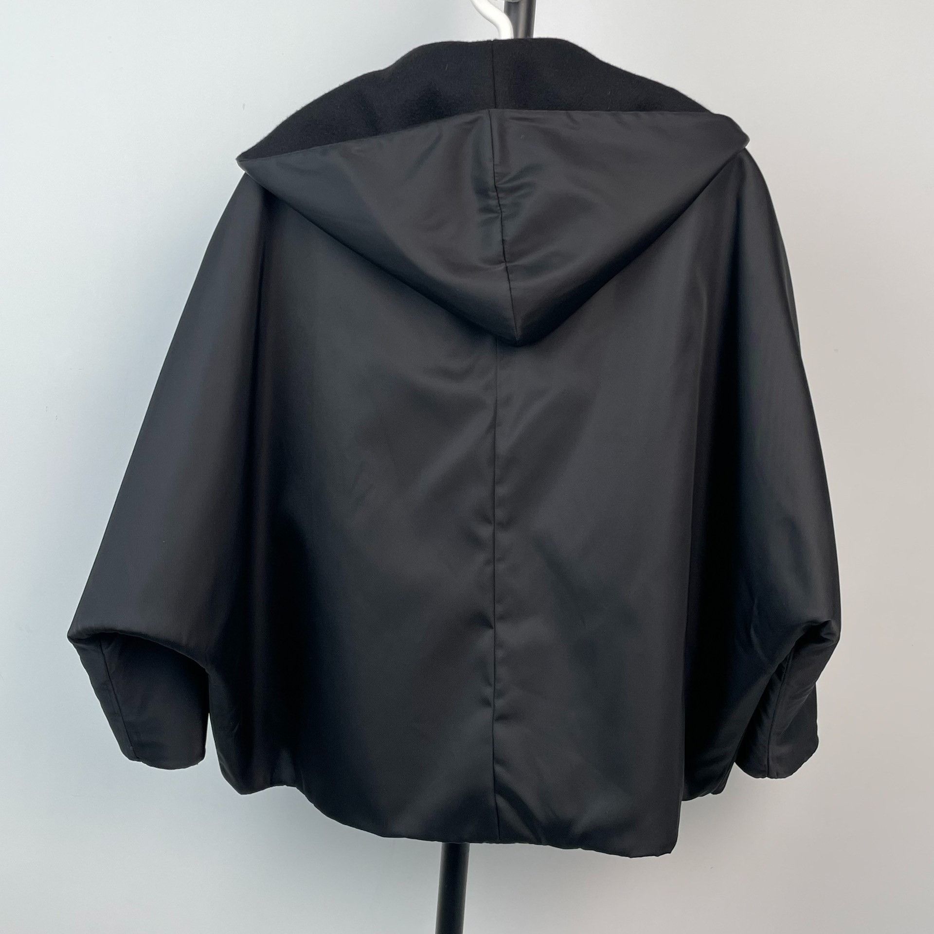 Prada Prada Nylon Black Light Jacket 38 Men Size US S / EU 44-46 / 1 - 2 Thumbnail