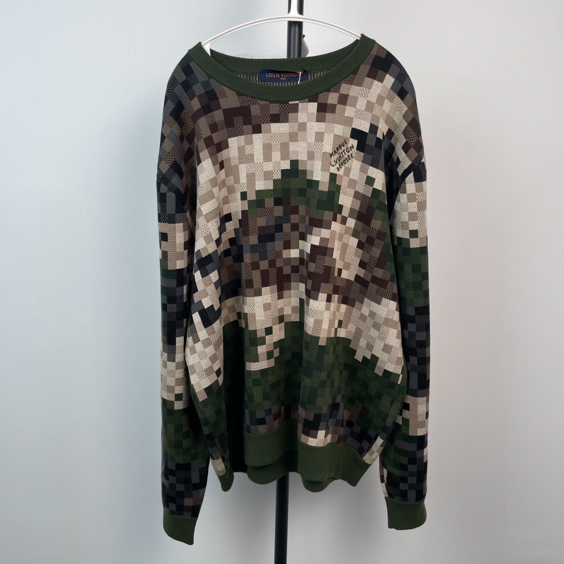 Louis Vuitton Louis Vuitton Sweater XXL Men Size US XXL / EU 58 / 5 - 9 Thumbnail