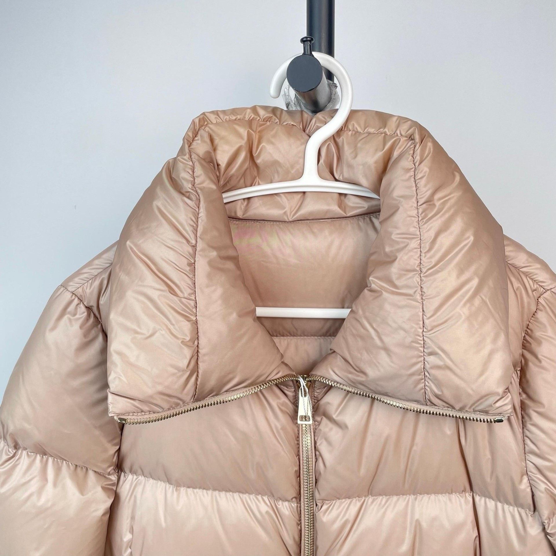 Moncler Moncler Pink Down Jacket 2XL Women Size XS / US 0-2 / IT 36-38 - 9 Thumbnail