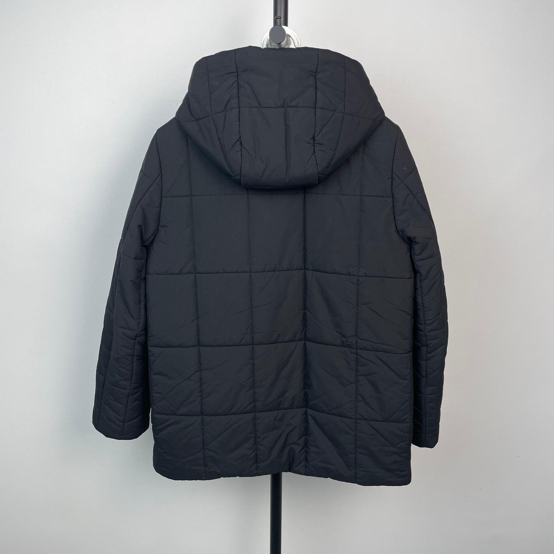Burberry Burberry Black Down Jacket S Women Size S / US 4 / IT 40 - 2 Thumbnail