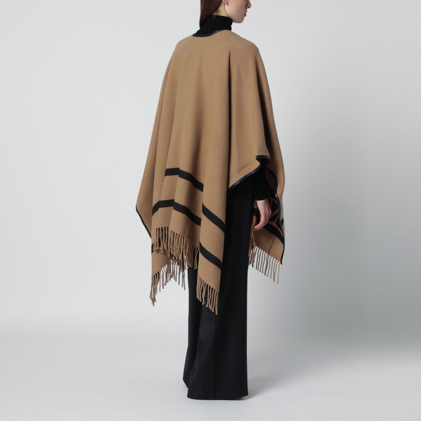 Max Mara Max Mara Camel Jacquard Wool Poncho Size ONE SIZE - 2 Thumbnail