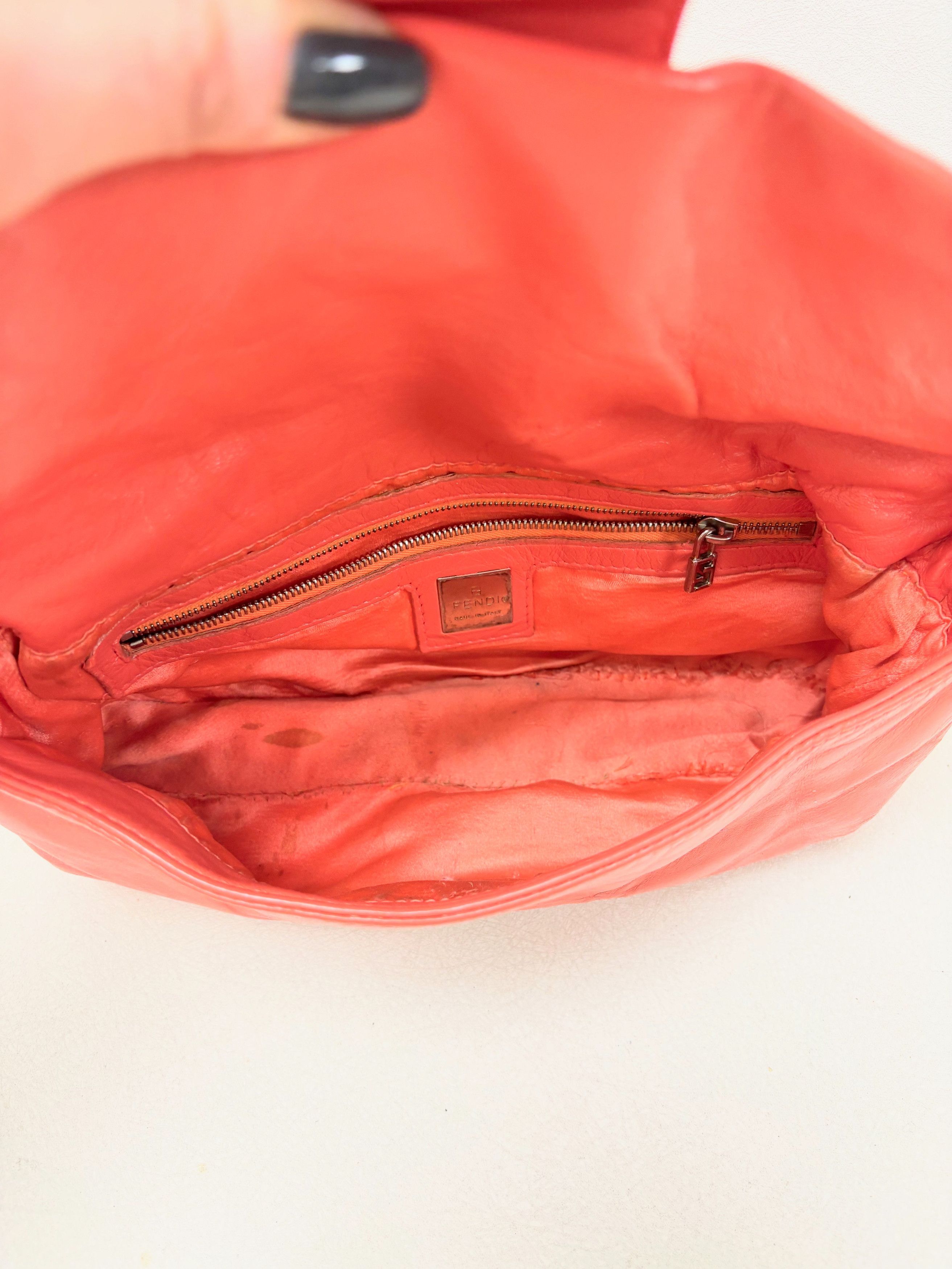Fendi Sac Baguette Corail Size ONE SIZE - 11 Thumbnail