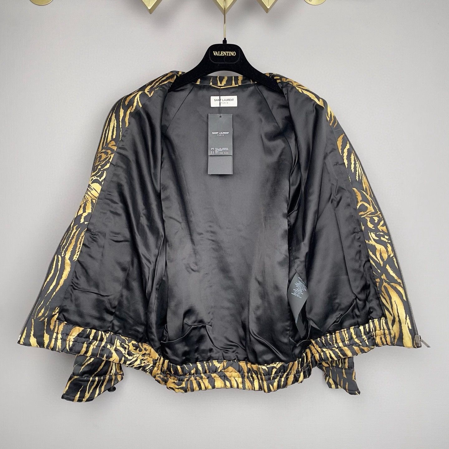 Saint Laurent Paris Saint Laurent Tiger-Print Jacket Size S / US 4 / IT 40 - 5 Thumbnail