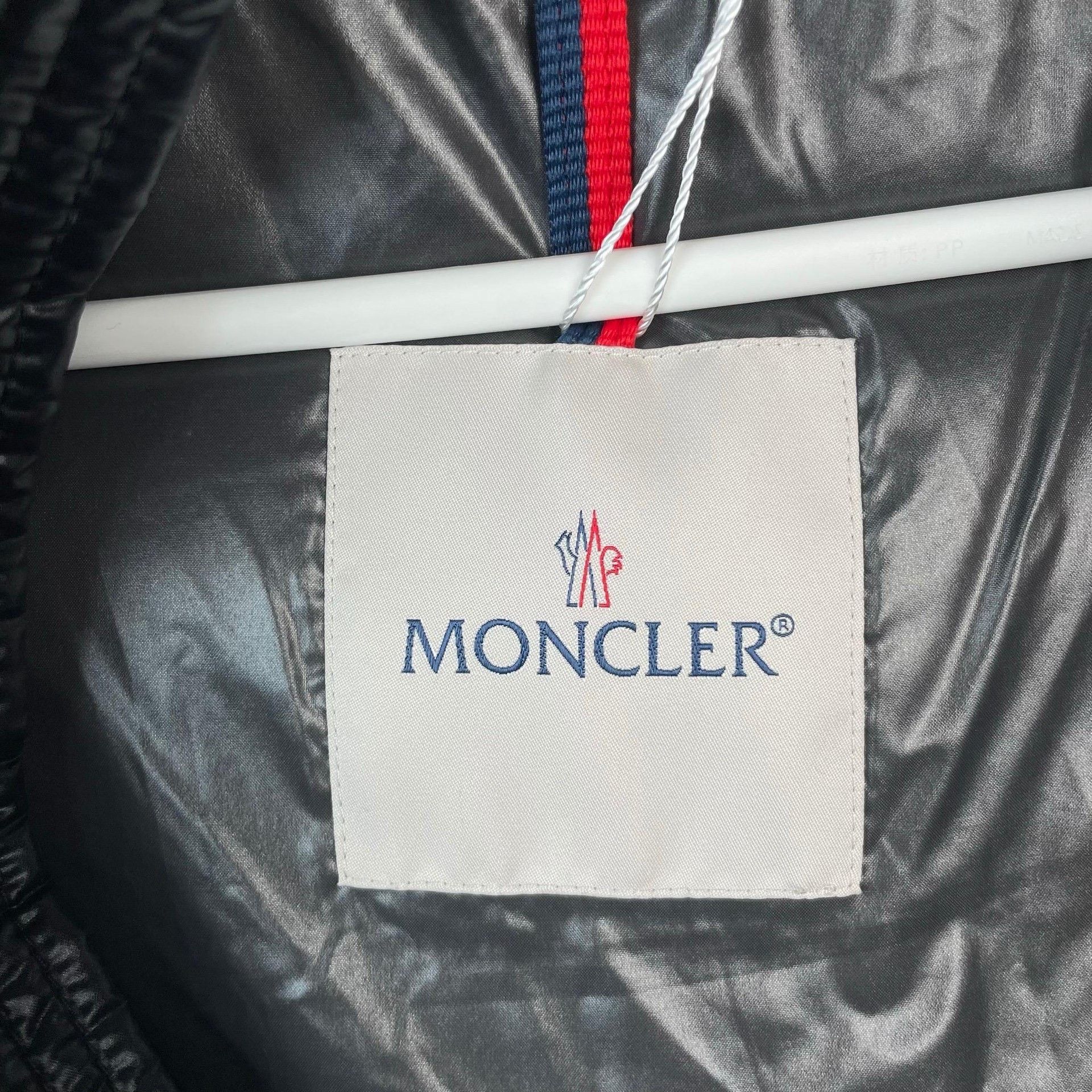 Moncler Moncler Black Heavy Coat S Men Size US S / EU 44-46 / 1 - 9 Thumbnail