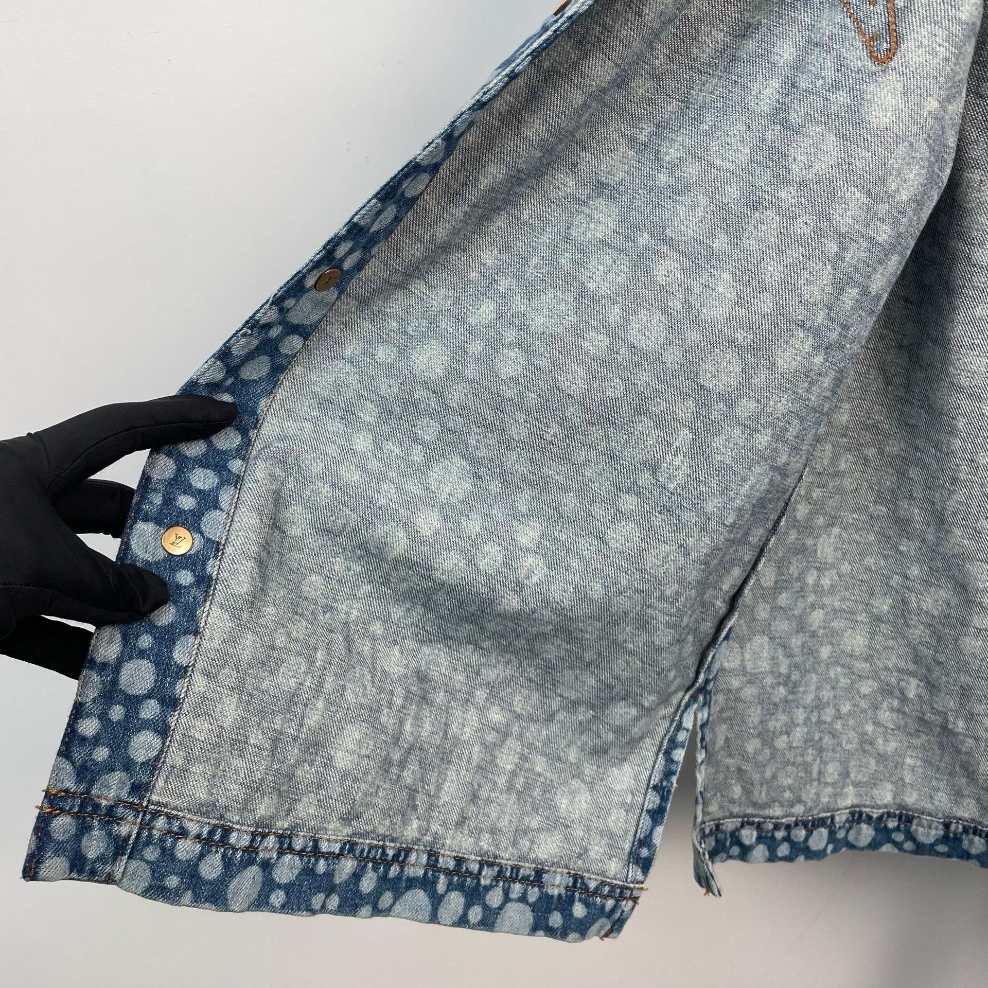 Louis Vuitton Louis Vuitton Blue Shirt S Men Size US S / EU 44-46 / 1 - 3 Thumbnail