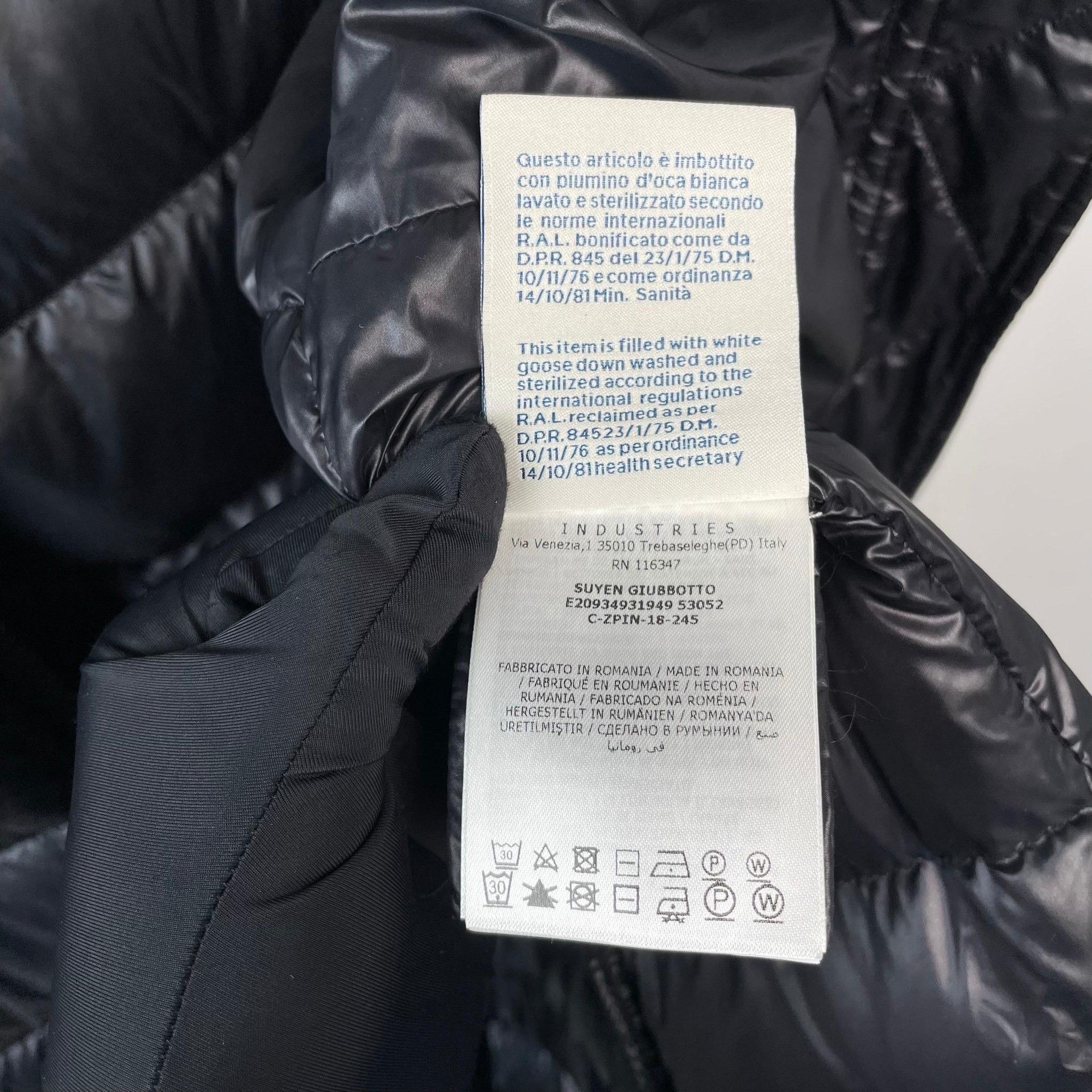 Moncler Moncler Retro Black Down Jacket XS Women Size XS / US 0-2 / IT 36-38 - 8 Thumbnail