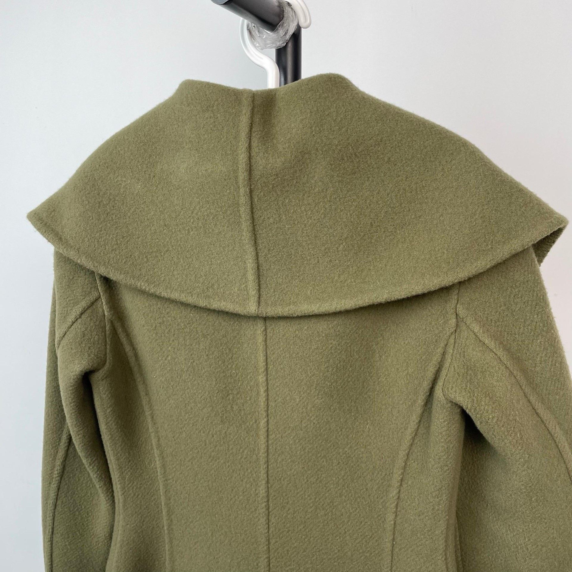 Loewe Loewe Long Green Coat 34 Women Size XS / US 0-2 / IT 36-38 - 6 Thumbnail