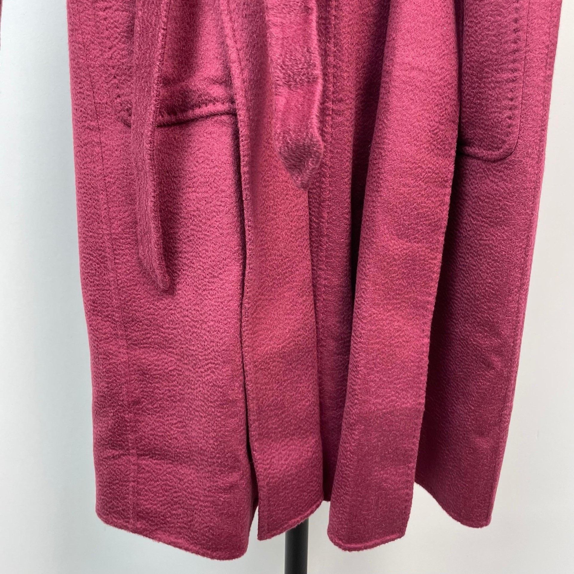 Max Mara Max Mara Red Coat L Women Size L / US 10 / IT 46 - 3 Thumbnail