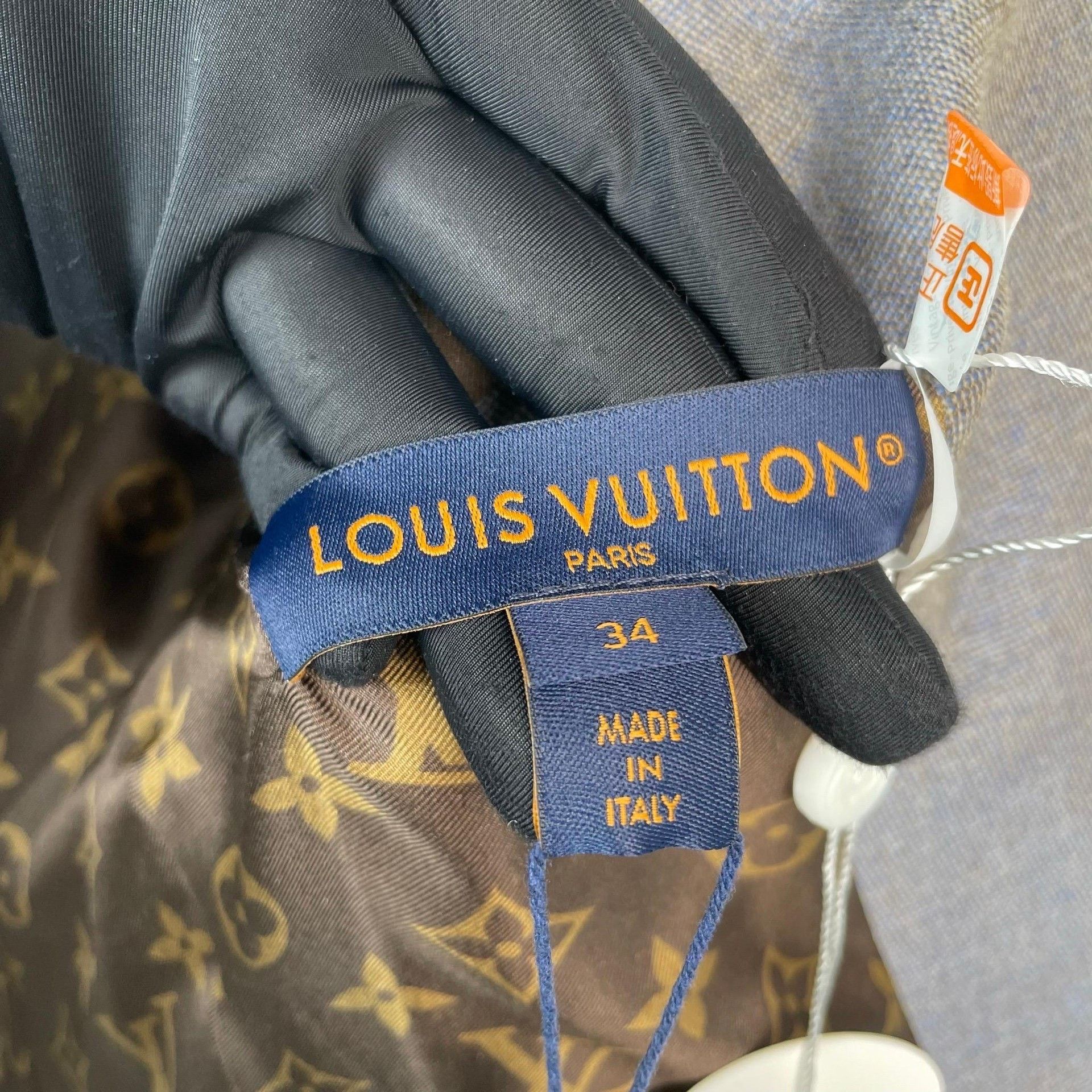 Louis Vuitton Louis Vuitton Blue Suit 34 Men Size 40R - 5 Thumbnail
