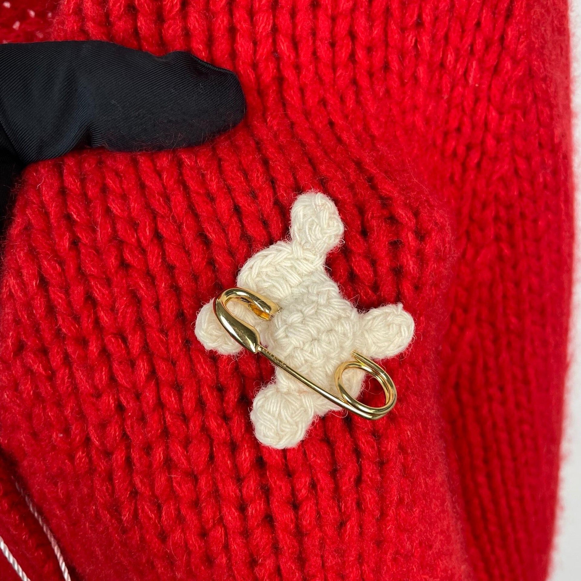 Celine Celine Velvet Red Sweater S Women Size S / US 4 / IT 40 - 2 Thumbnail
