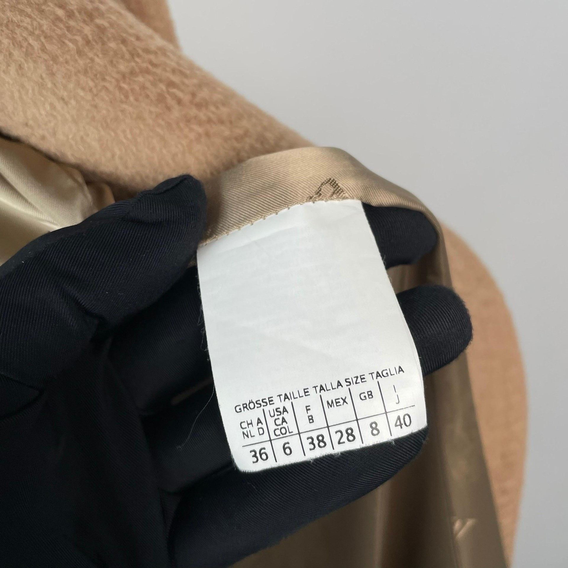 Max Mara Max Mara Coat 40 Women Size M / US 6-8 / IT 42-44 - 5 Thumbnail