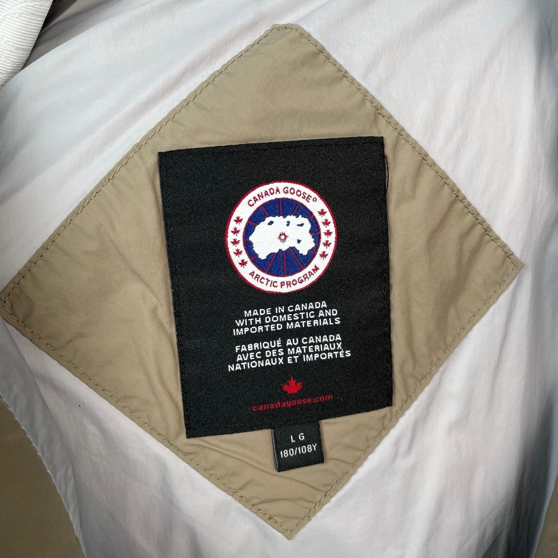 Canada Goose Canada Goose Retro Down Beige Heavy Coat L Men Size US L / EU 52-54 / 3 - 6 Thumbnail