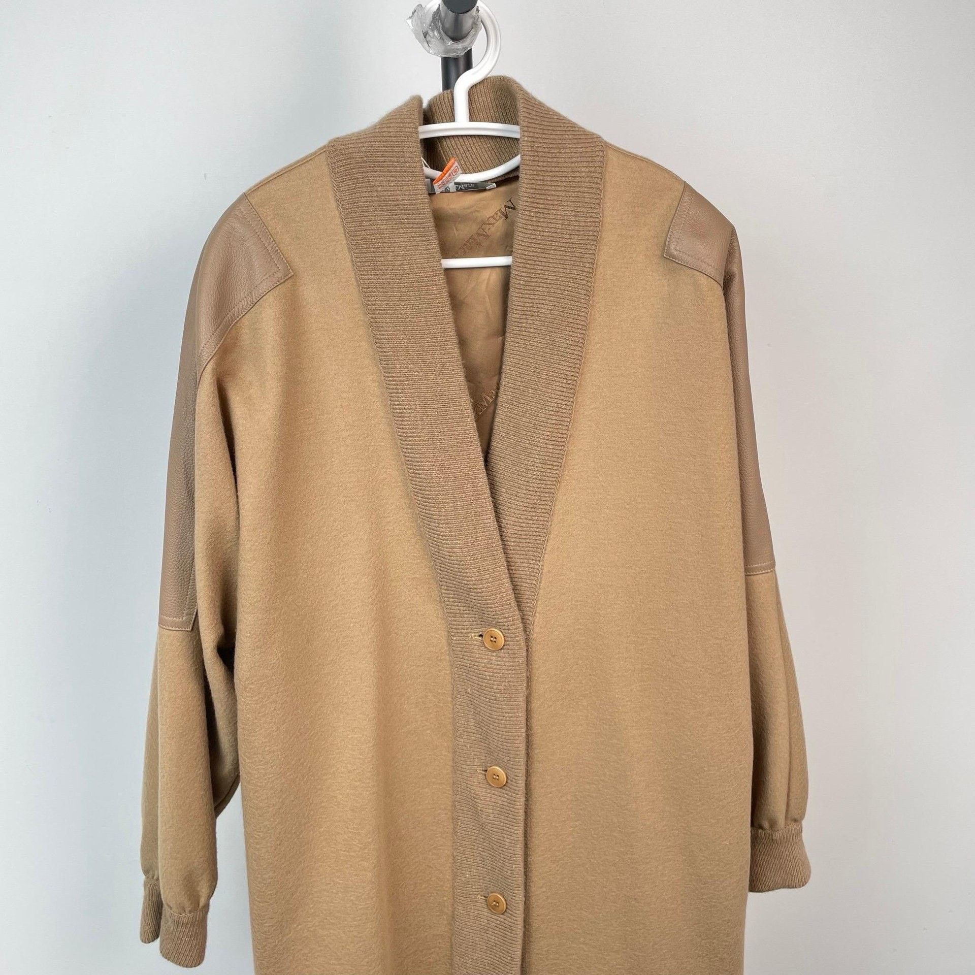 Max Mara Max Mara Knit Long Beige Coat L Women Size L / US 10 / IT 46 - 5 Thumbnail