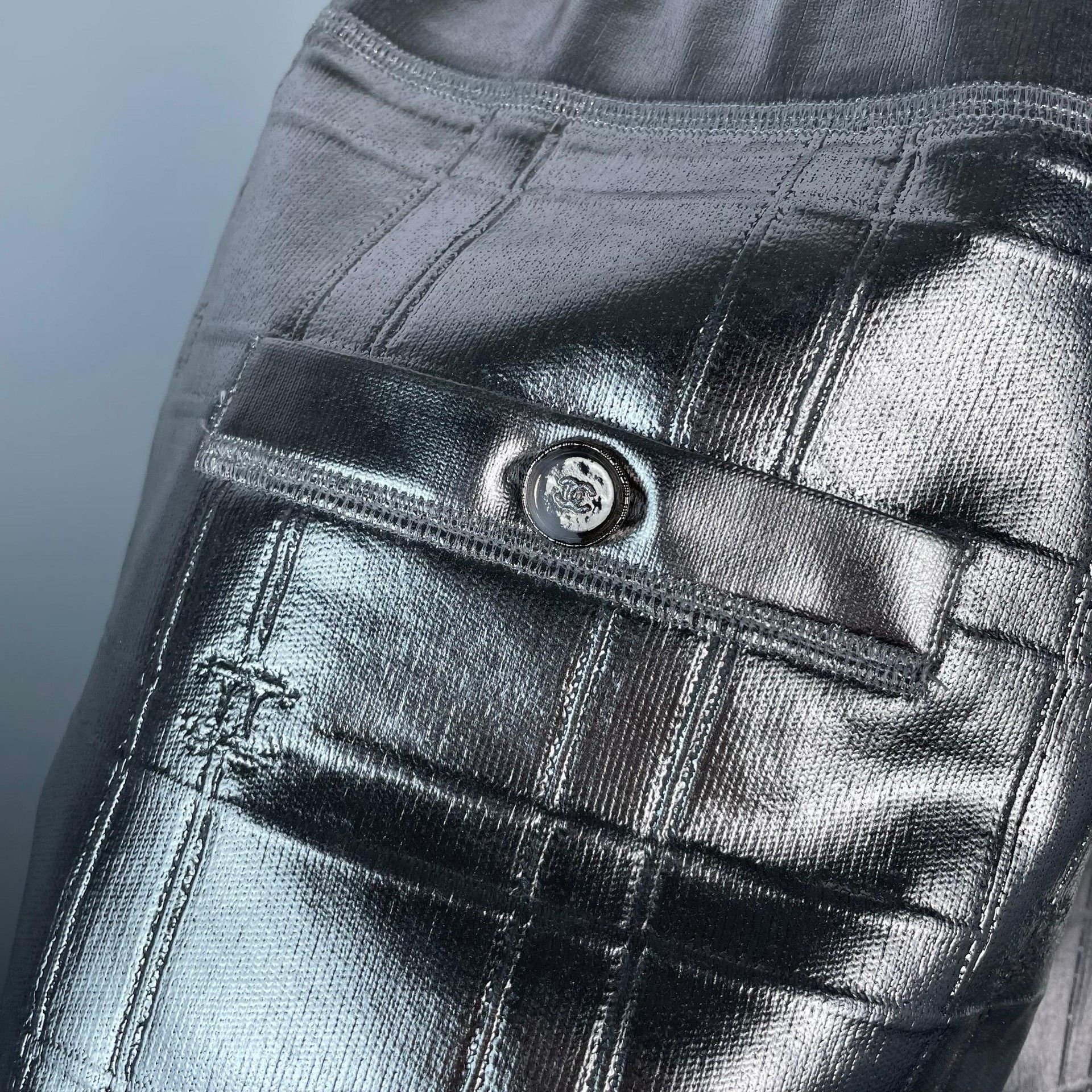 Chanel Chanel Silver Skirt 25 Women Size 25" / US 0 / IT 36 - 4 Thumbnail
