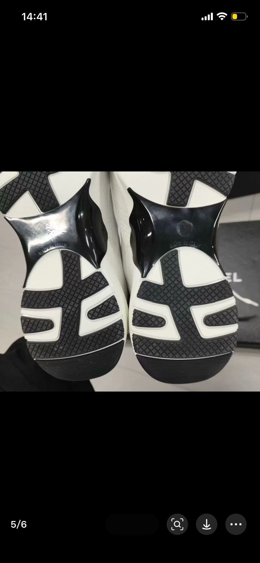 Chanel Chanel Black Lowtop Sneakers 26 Women Size US 8 / IT 38 - 5 Thumbnail