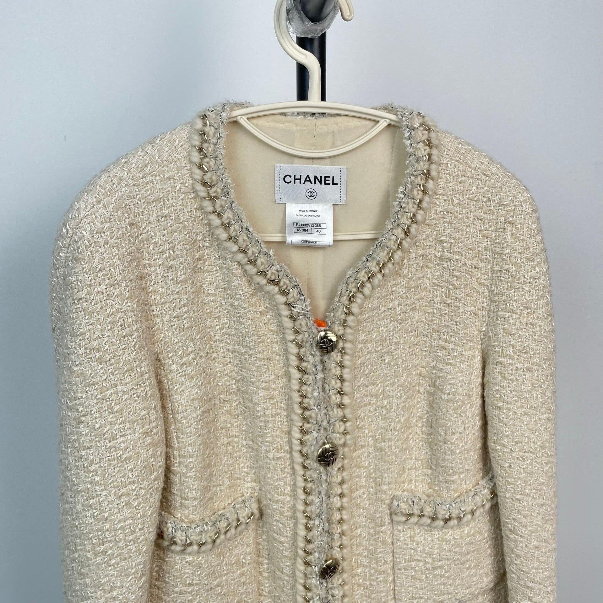 Chanel Chanel White Jacket 40 Women Size M / US 6-8 / IT 42-44 - 4 Thumbnail