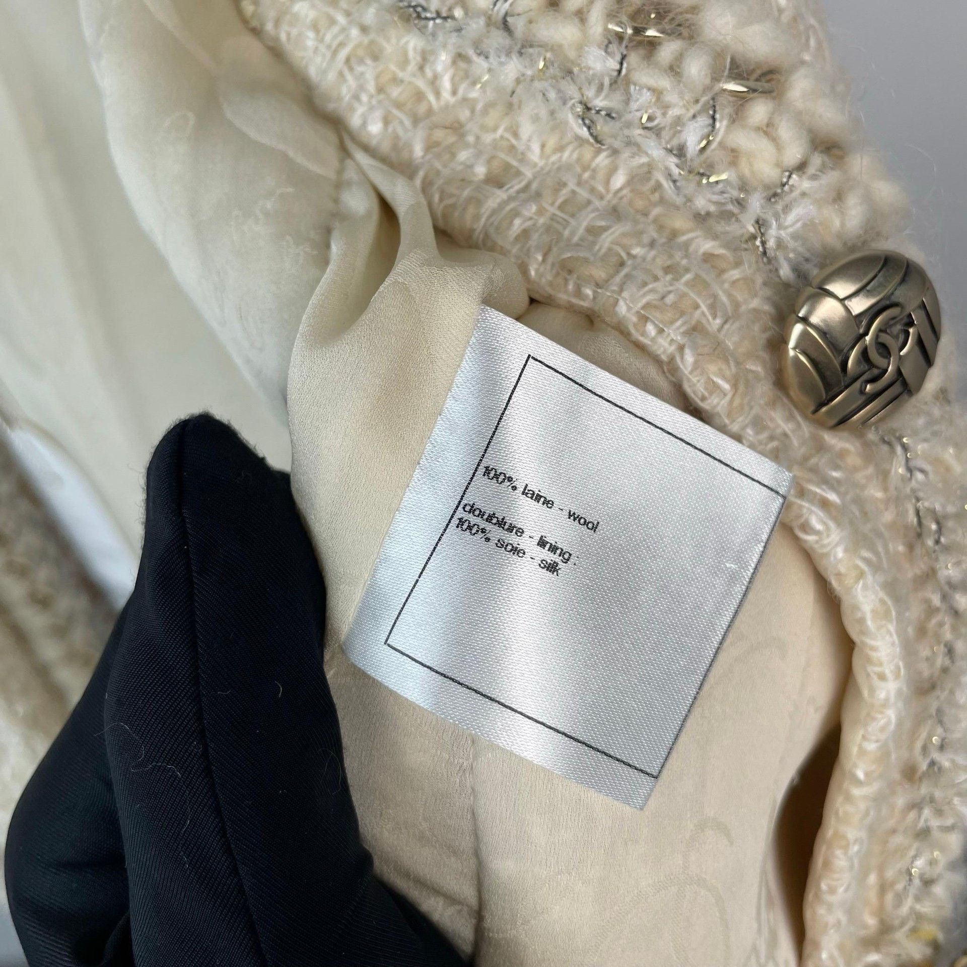 Chanel Chanel White Jacket 40 Women Size M / US 6-8 / IT 42-44 - 9 Thumbnail