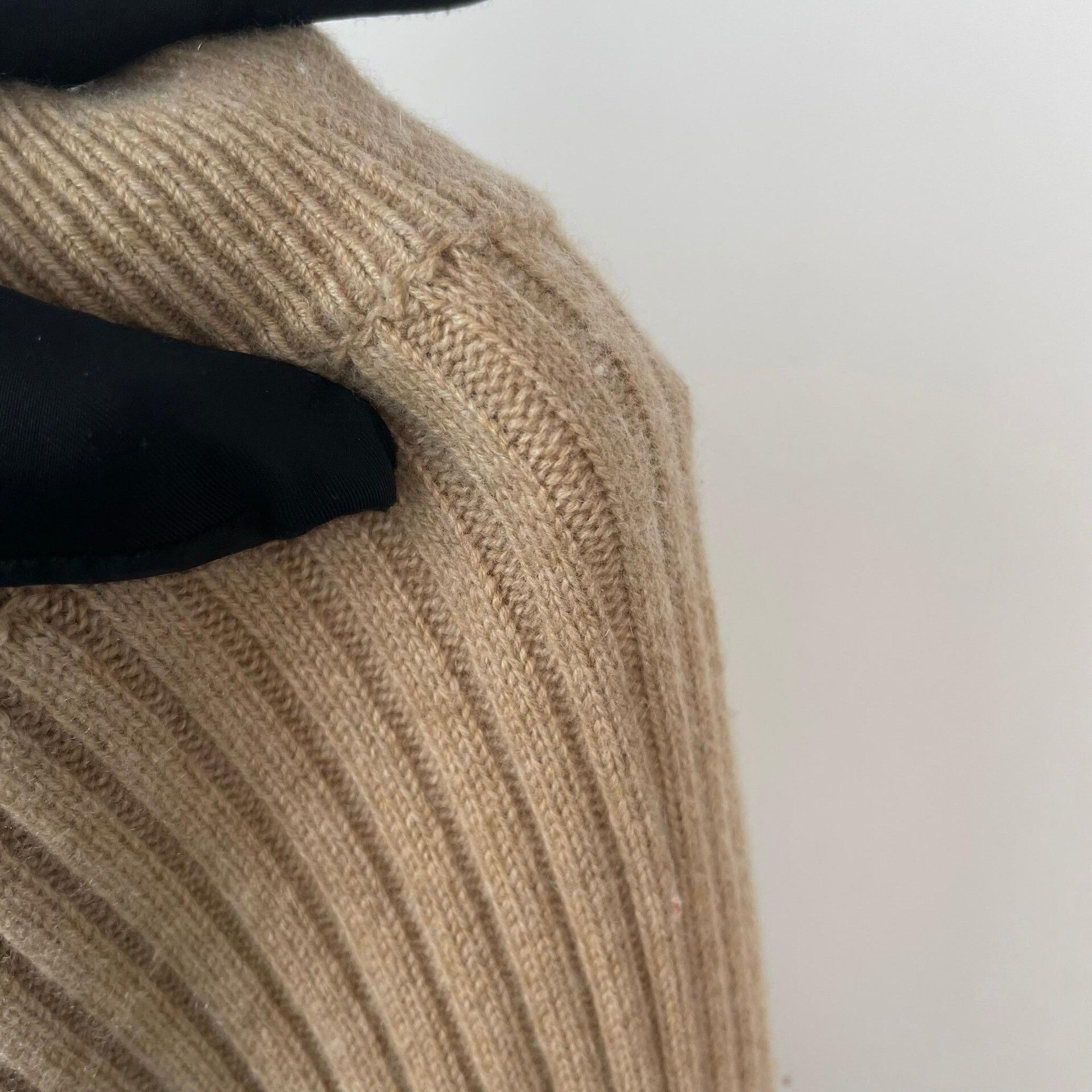 Loro Piana Loro Piana Knit Beige Skirt L Women Size 30" / US 8 / IT 44 - 5 Thumbnail