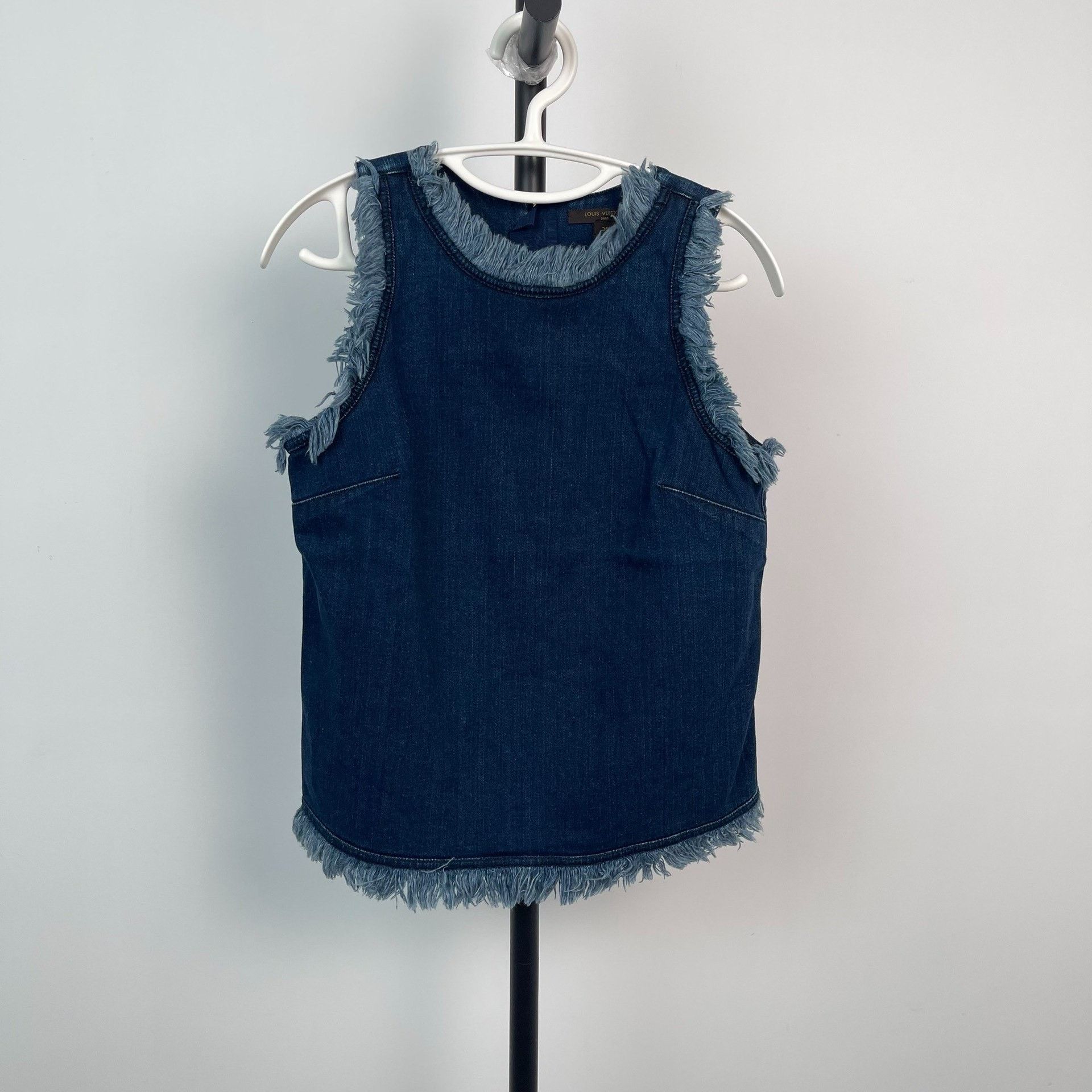 Louis Vuitton Louis Vuitton Blue Vest 36 Women Size S / US 4 / IT 40 - 6 Thumbnail