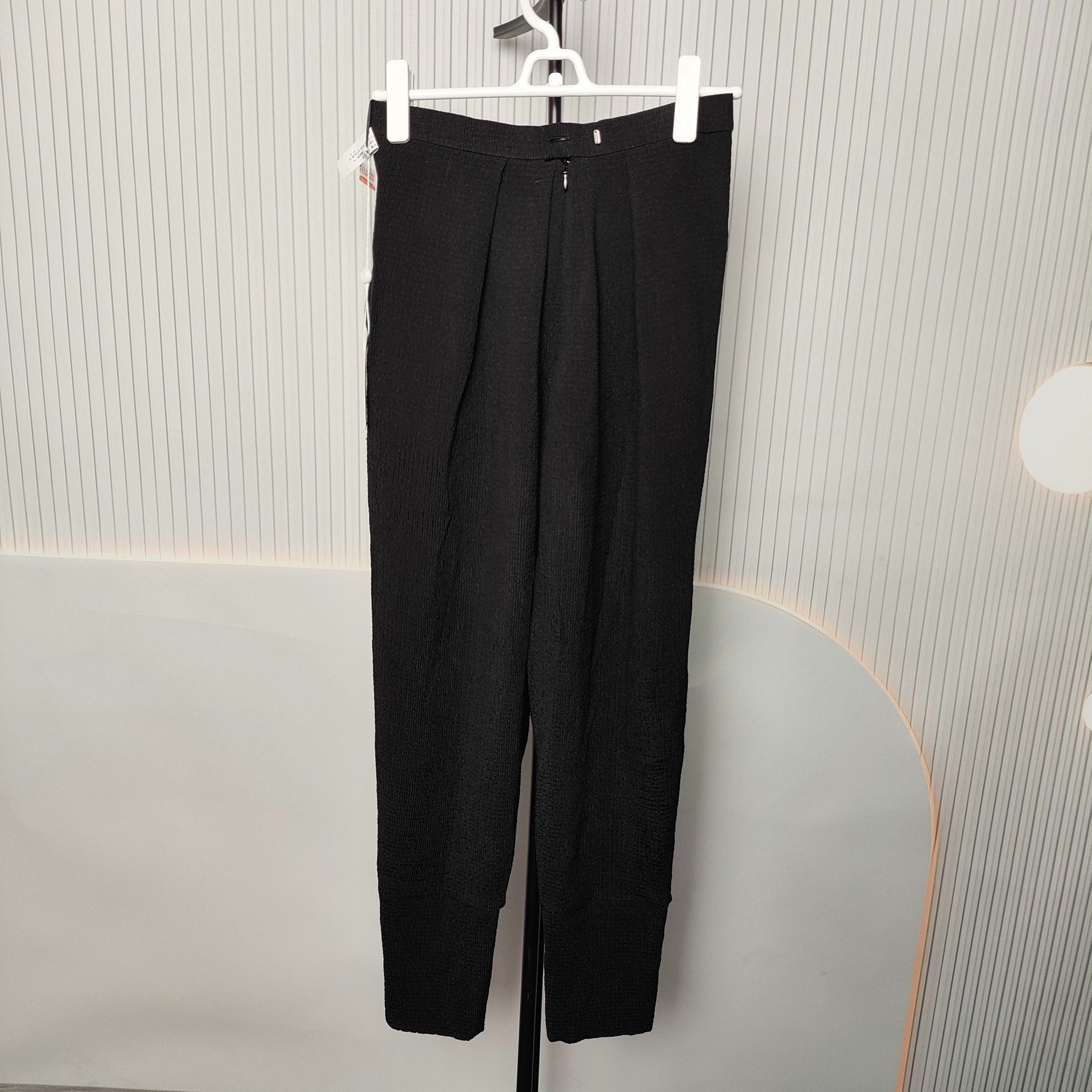 Louis Vuitton Louis Vuitton Black Casual Pants S Men Size US 30 / EU 46 - 7 Thumbnail