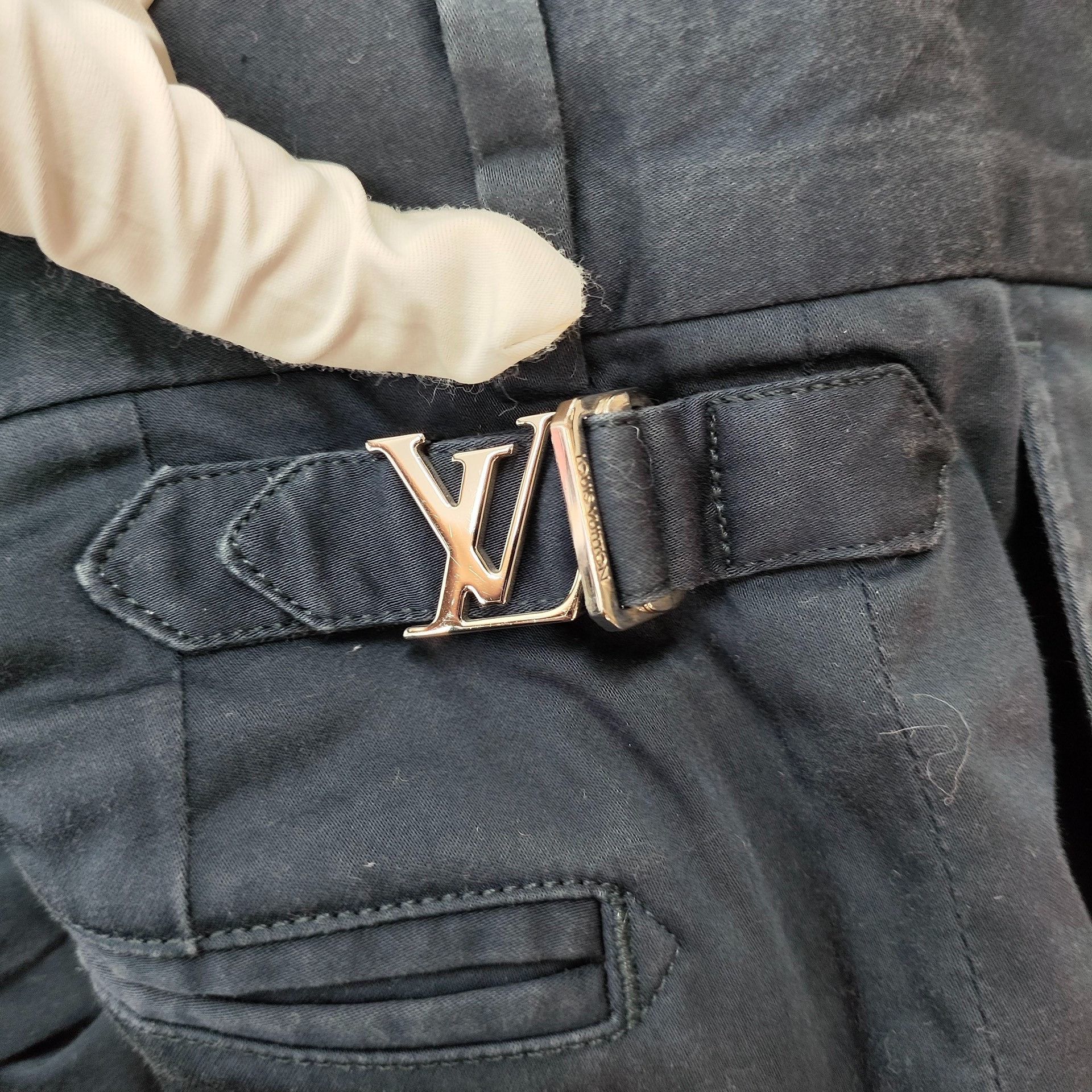 Louis Vuitton Louis Vuitton Gold Casual Pants 42 Men Size US 42 / EU 58 - 3 Thumbnail