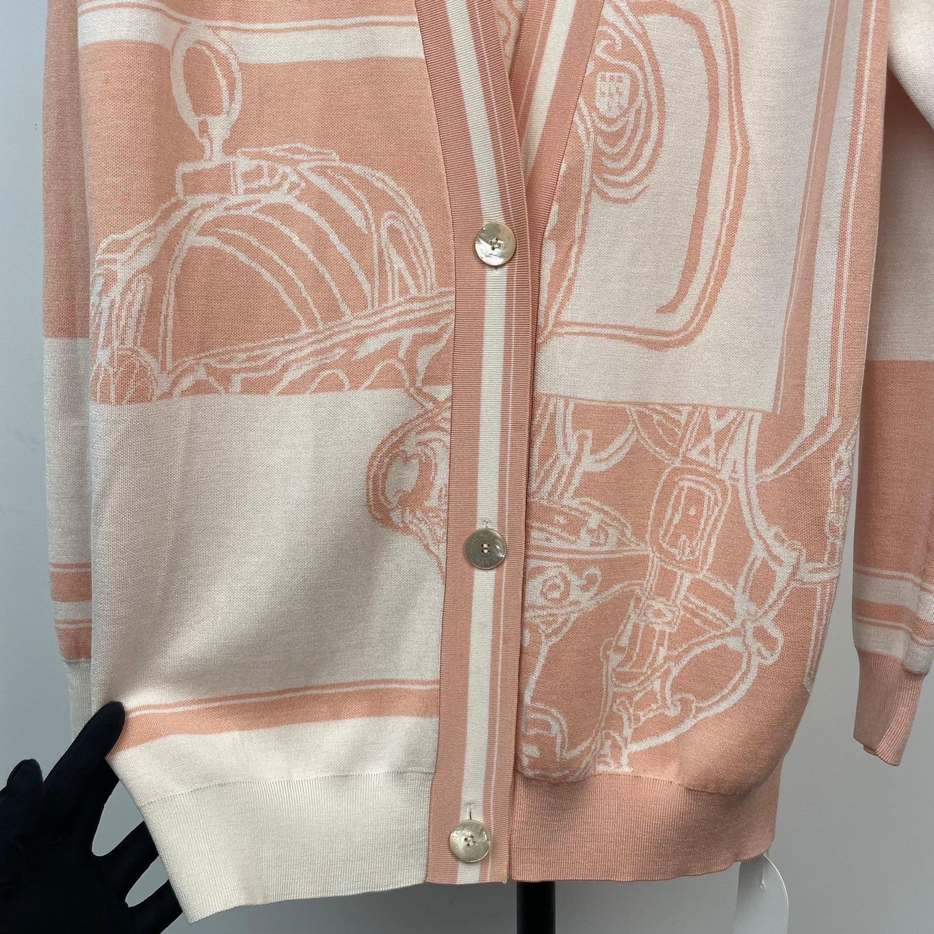 Hermes Hermes Pink Sweater 36 Women Size S / US 4 / IT 40 - 3 Thumbnail