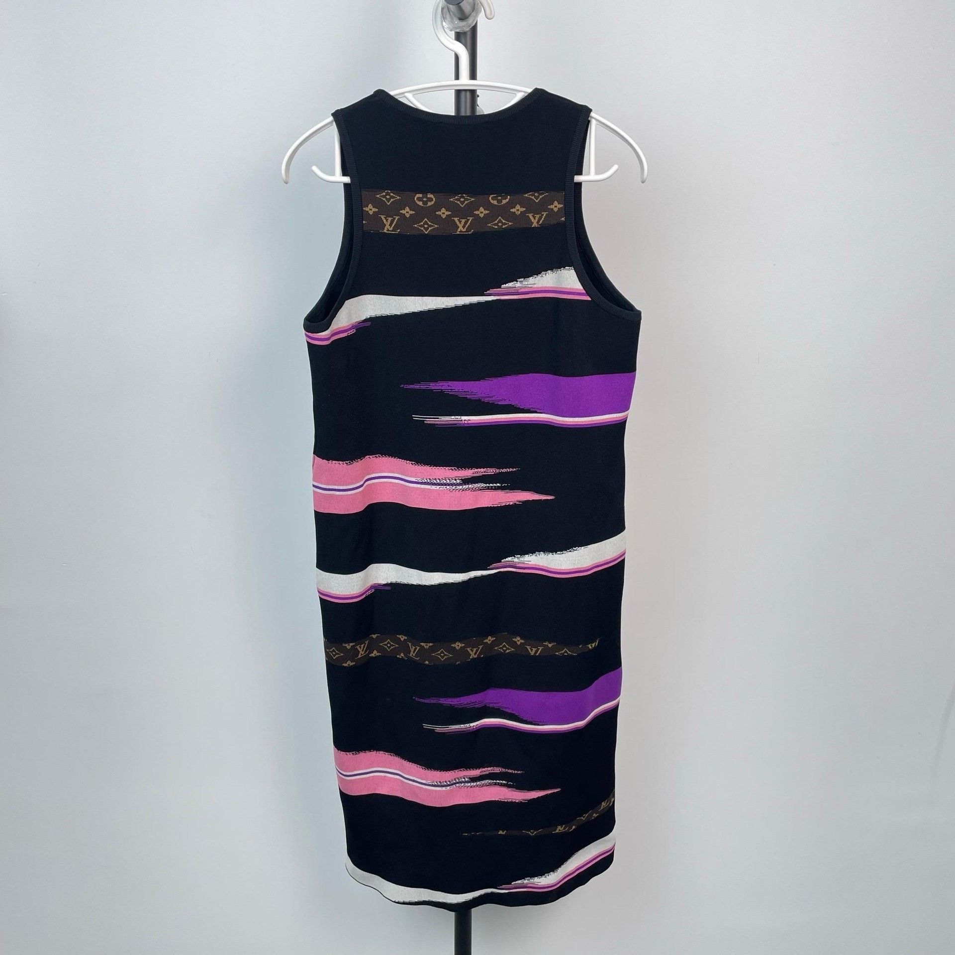 Louis Vuitton Louis Vuitton Purple Dress M Women Size M / US 6-8 / IT 42-44 - 2 Thumbnail